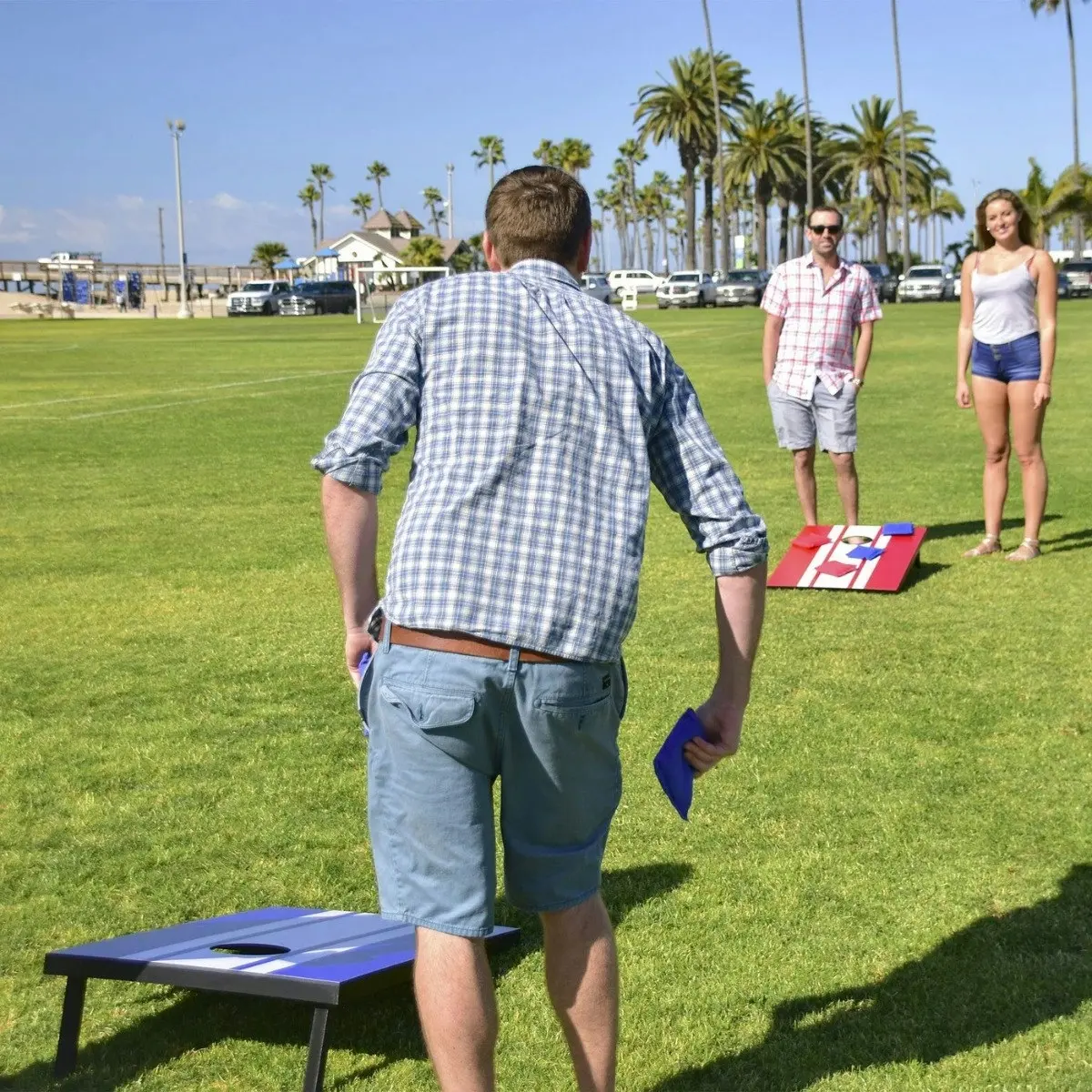 Classic Cornhole Game (0.9m x 0.6m Tailgate Size).