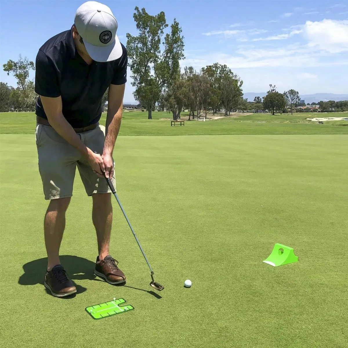 Puttster Golf Putting System with Guide and Ramp