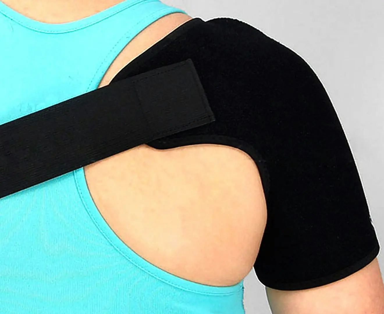 Shoulder Compression Bandage Sports Support Protector Brace Strap Wrap - Small