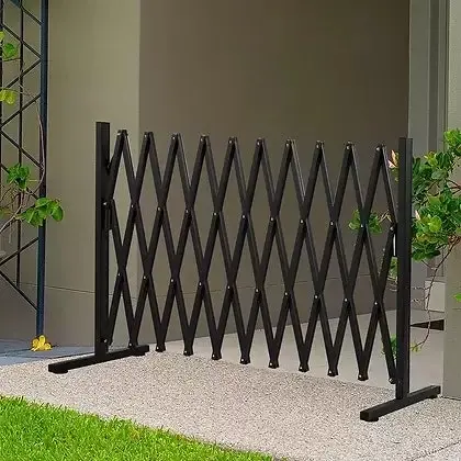 Expandable Foldable Outdoor Pet Fence Gate