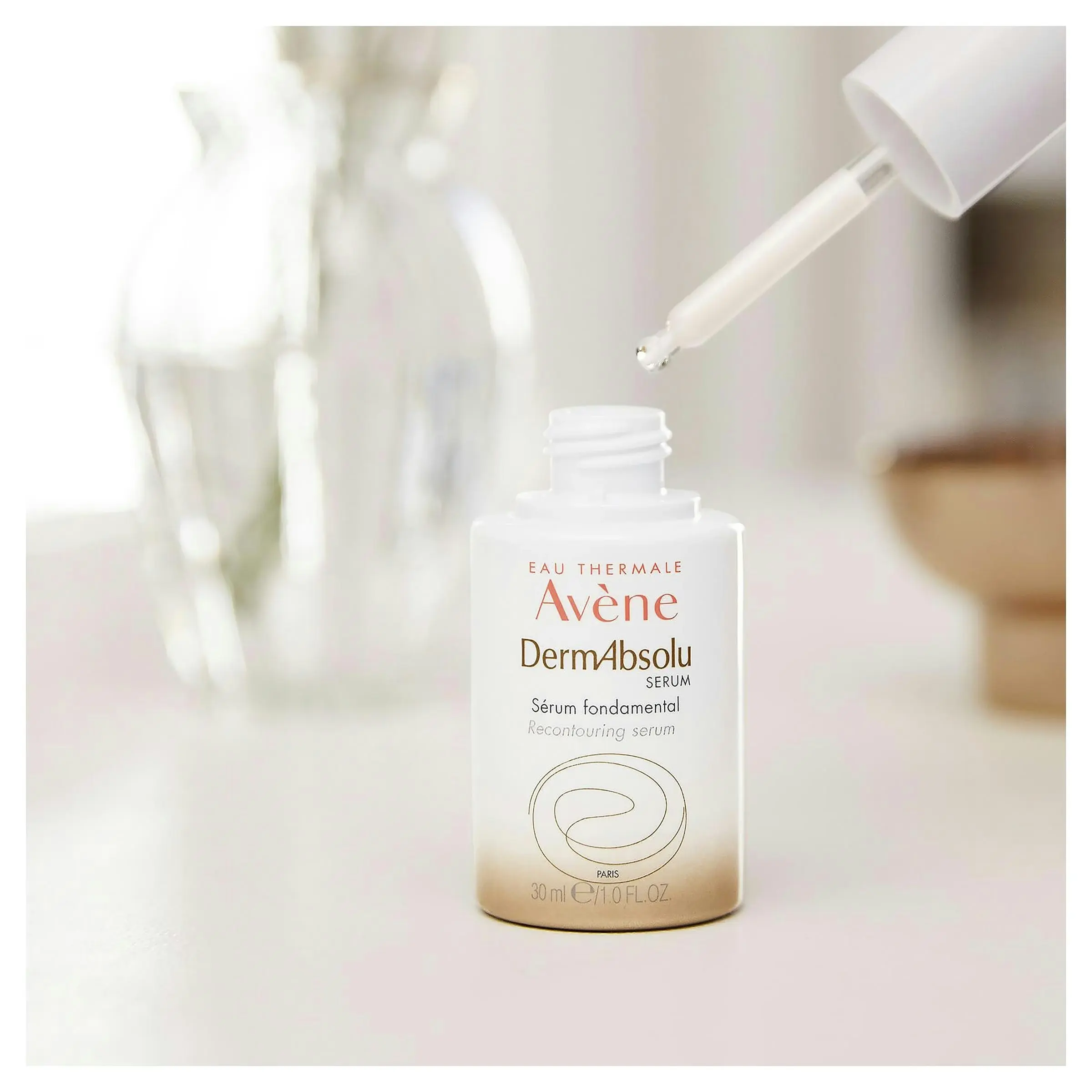 Avene DermAbsolu Recontouring Serum 30mL