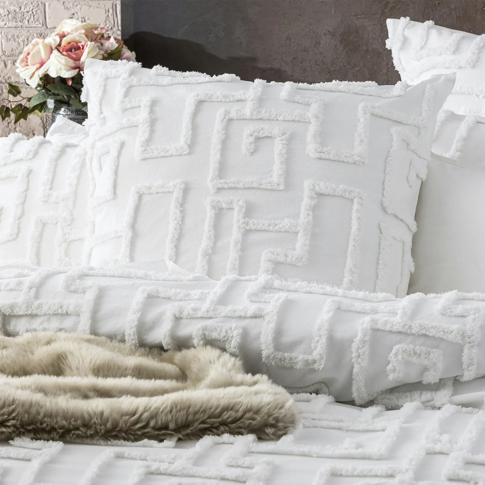 Renee Taylor Riley Queen Bed Quilt Cover VT Washed Cotton Chenille Tufted White