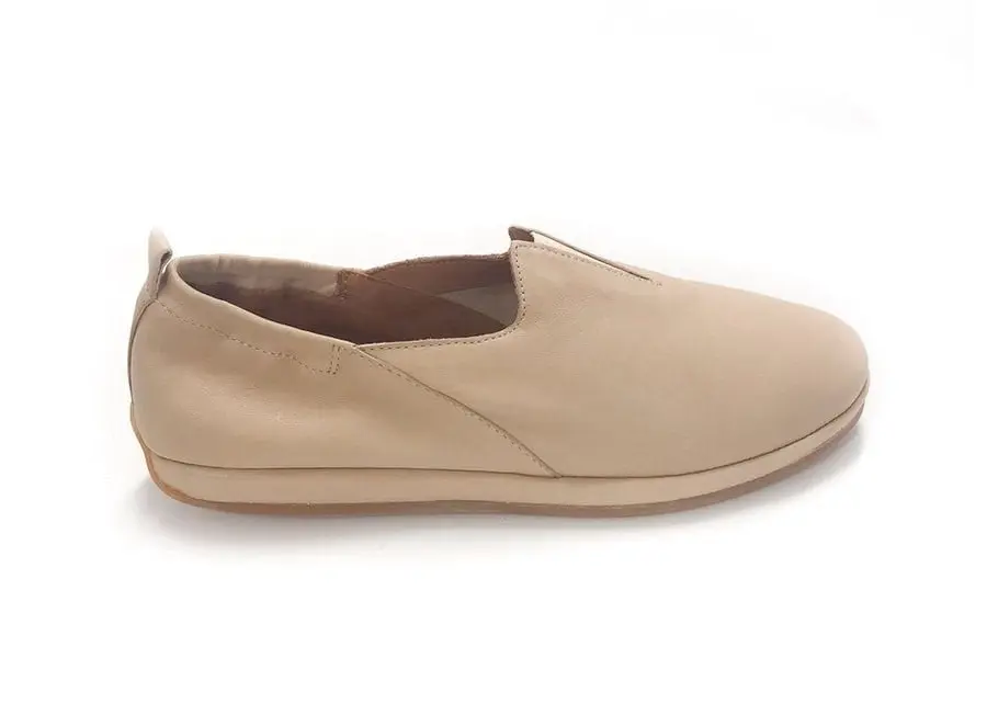 Ever UGG Women's Flat Shoes Yedidah