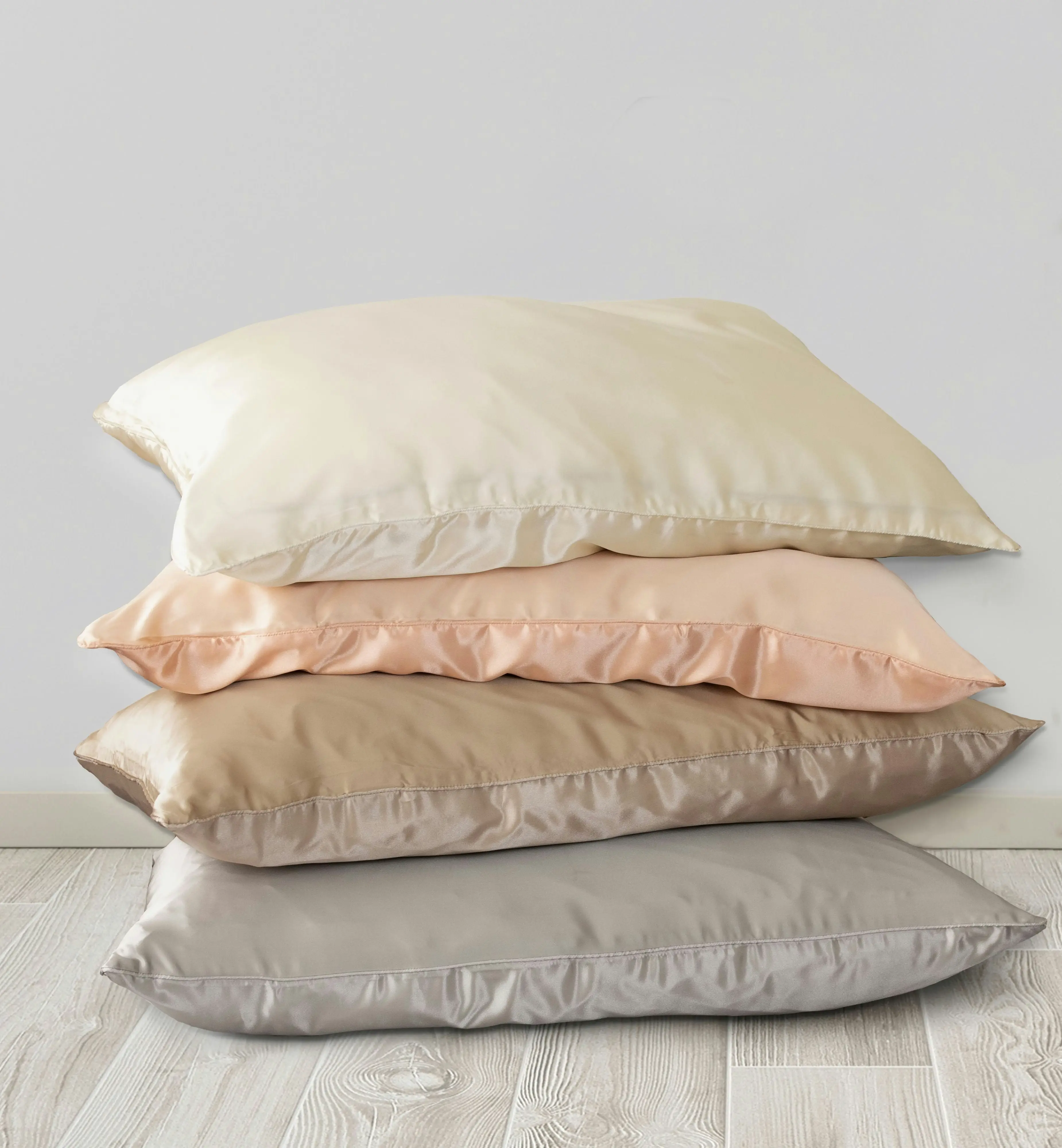 ARDOR "Golden Princess" SILK PILLOWCASE GOLDEN