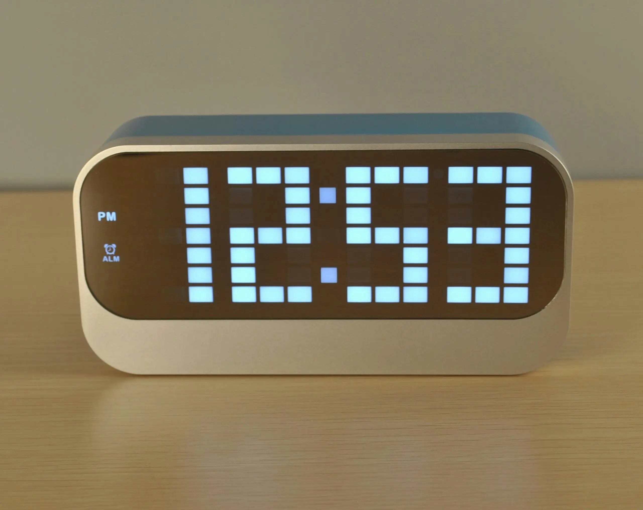 TODO Led Digital Alarm Clock Large Display Usb Powered Blue