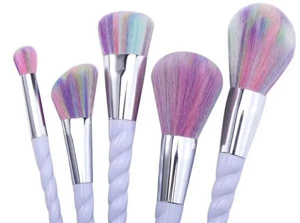 5 Piece Unicorn Brush Set Professional Fiber Makeup Brush Multi Task Rainbow