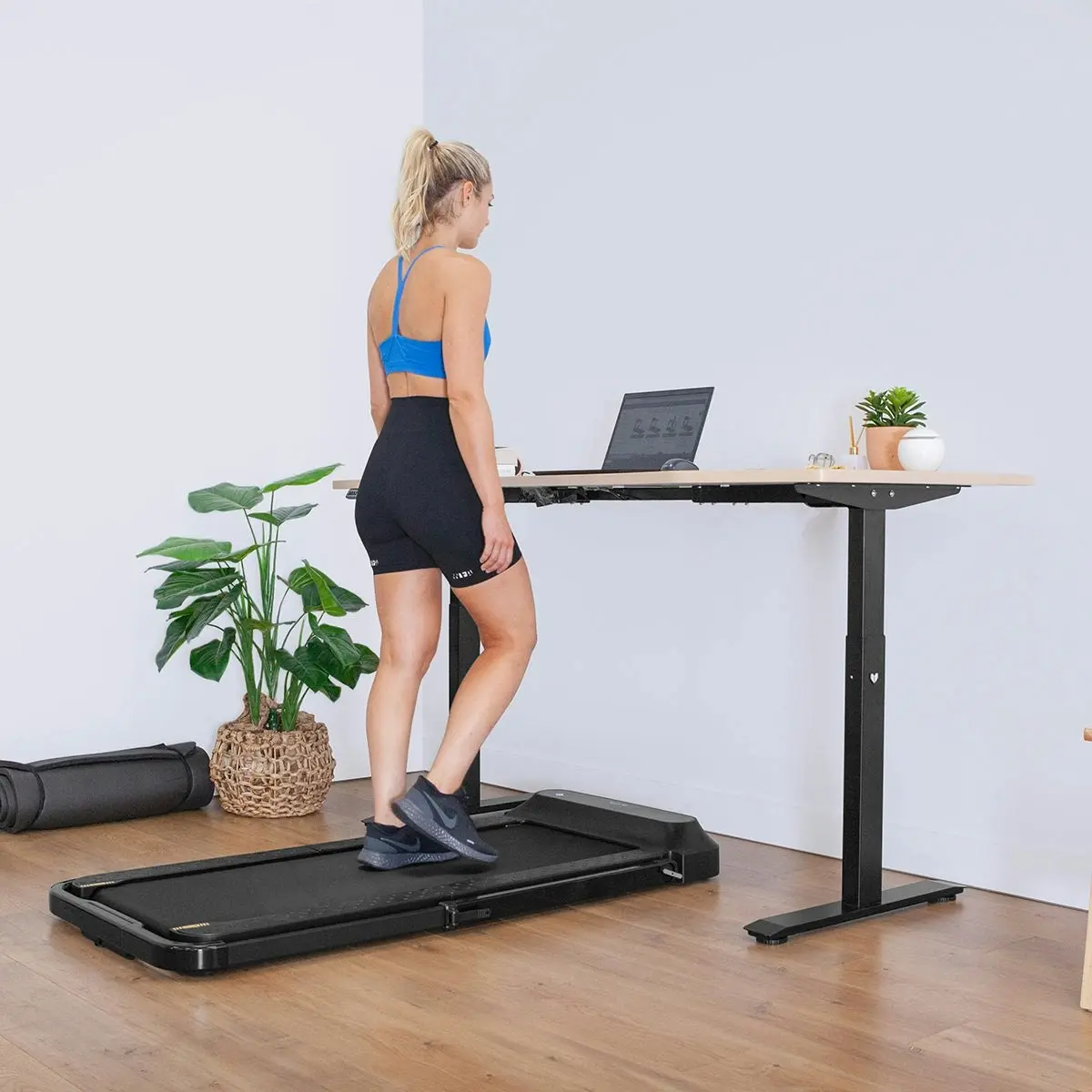 Lifespan Fitness V-FOLD Treadmill with ErgoDesk Automatic Standing Desk 1500mm in Oak