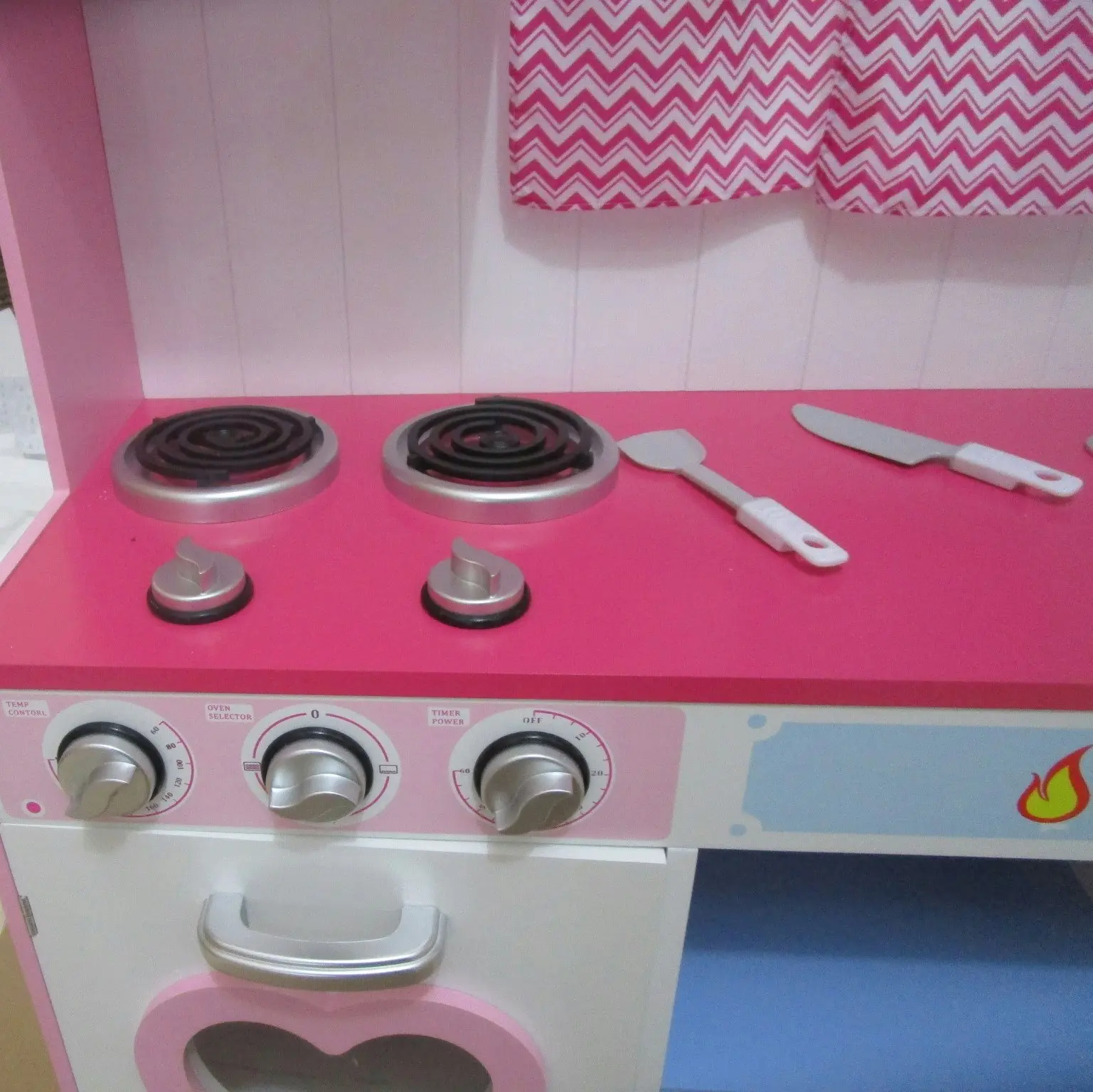 Dani & Coco Fairytale Pink Kitchen