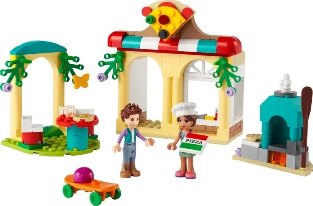 LEGO® FRIENDS Heartlake City Pizzeria 41705