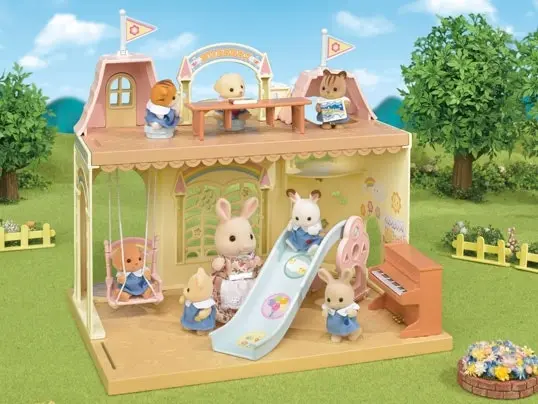 Sylvanian Families Baby Castle Nursery Gift Set