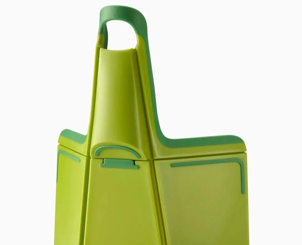 Joseph Joseph Chop2PotÃ¢â€žÂ¢ Plus Folding Chopping Board (2022) Large - Green