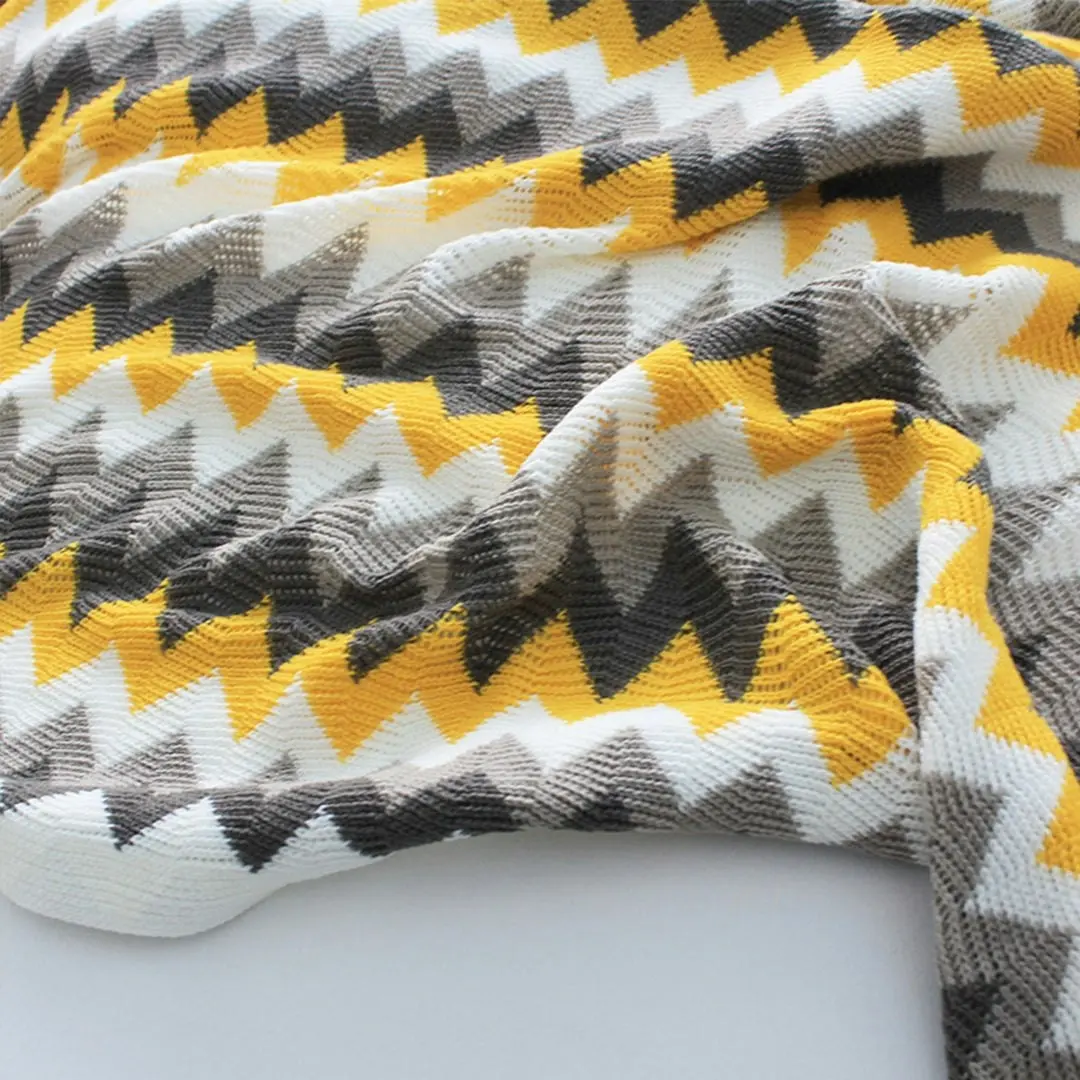 Soga 220cm Yellow Zigzag Striped Throw Blanket Acrylic Wave Knitted Fringed Woven Cover Couch Bed Sofa Home Decor