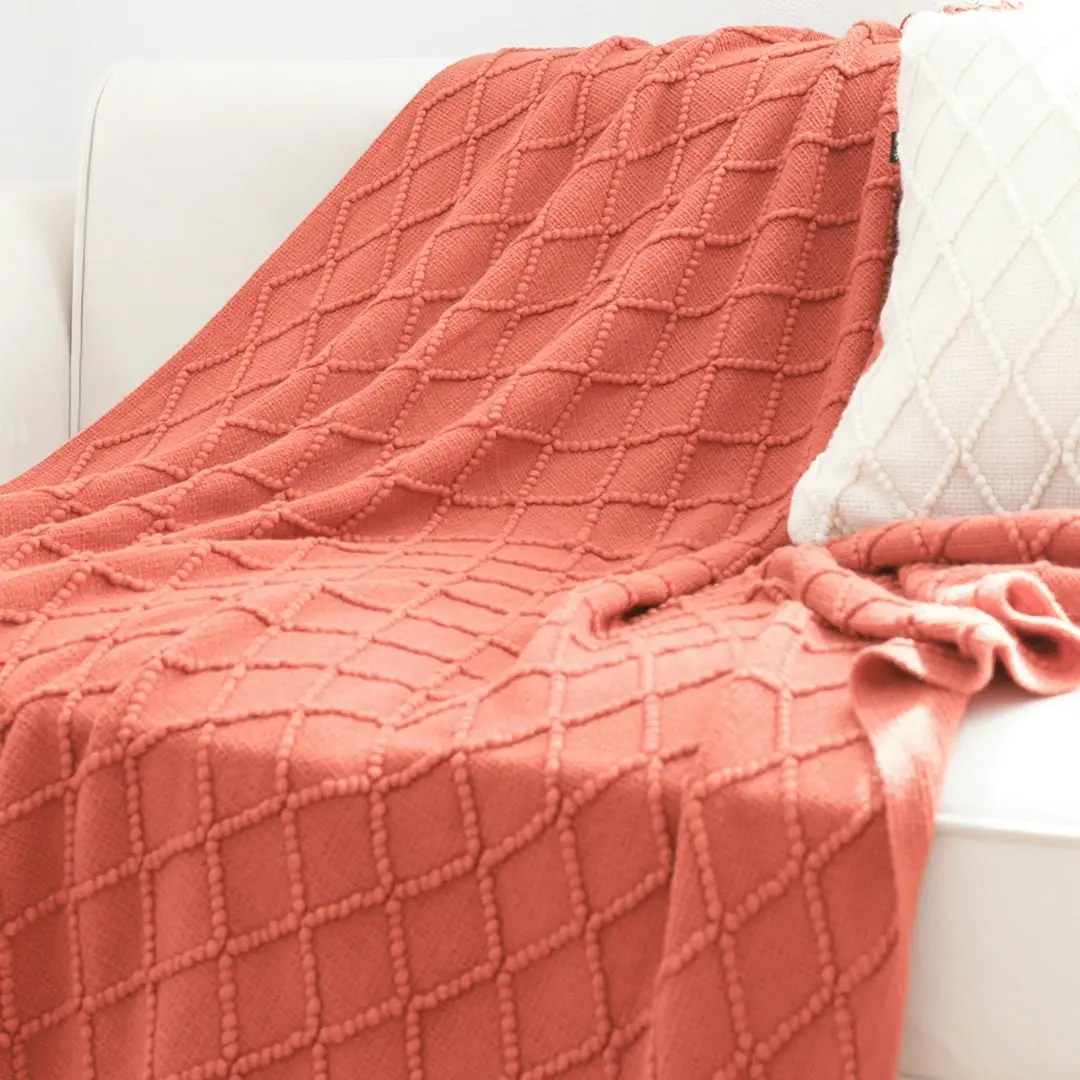 Soga Red Diamond Pattern Knitted Throw Blanket Warm Cozy Woven Cover Couch Bed Sofa Home Decor with Tassels