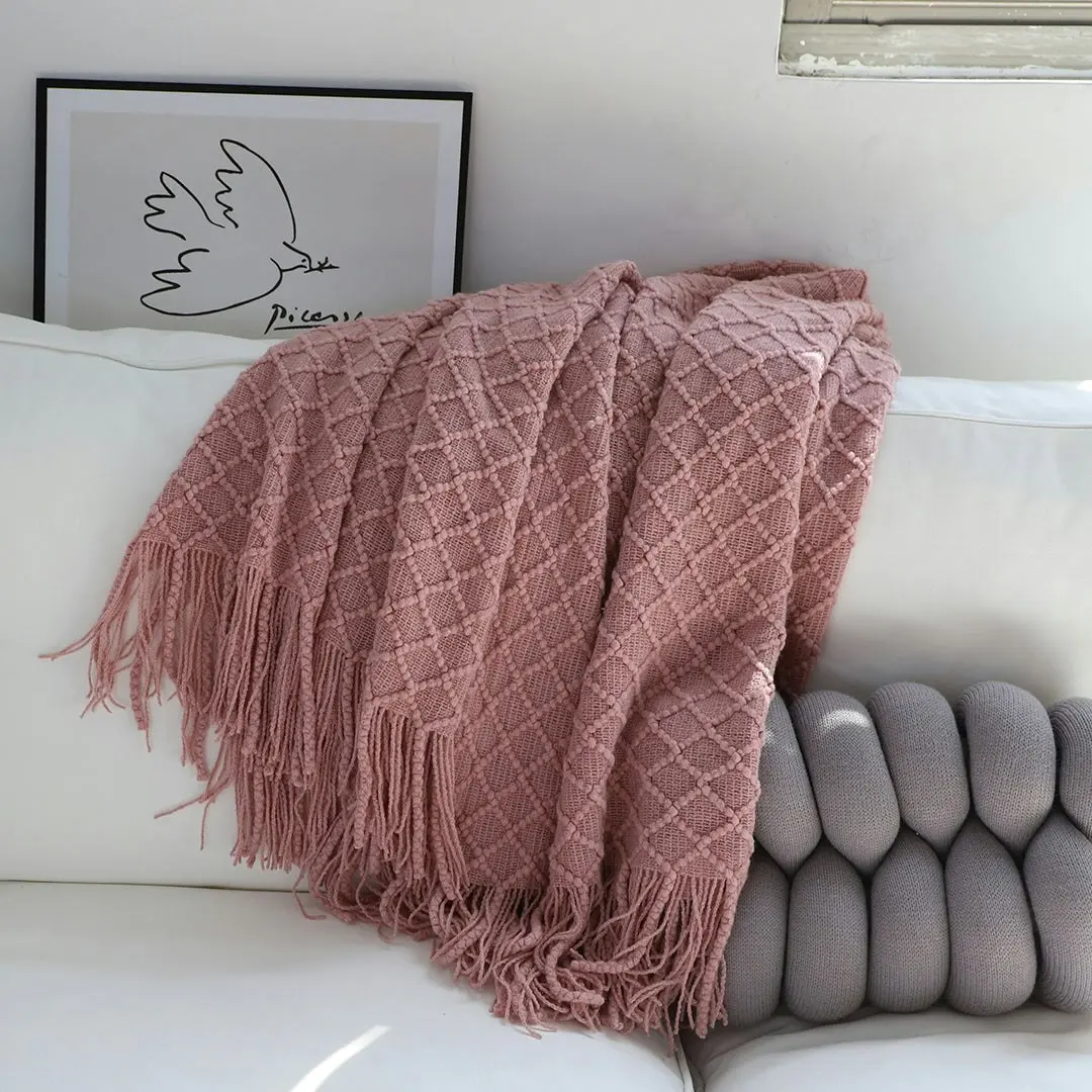 Soga Pink Diamond Pattern Knitted Throw Blanket Warm Cozy Woven Cover Couch Bed Sofa Home Decor with Tassels