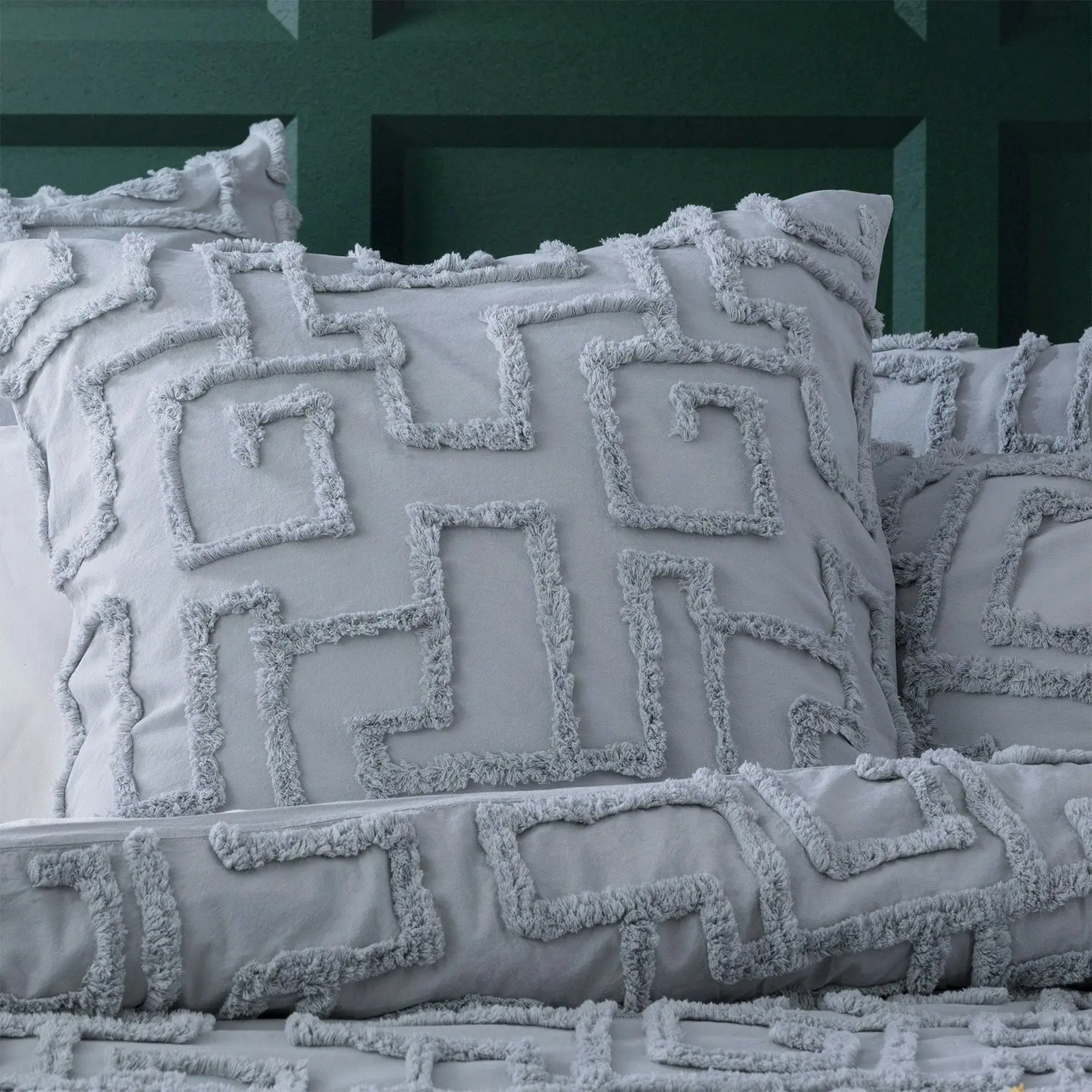 Riley Quilt Cover Tufted Cotton Chenille Set Silver