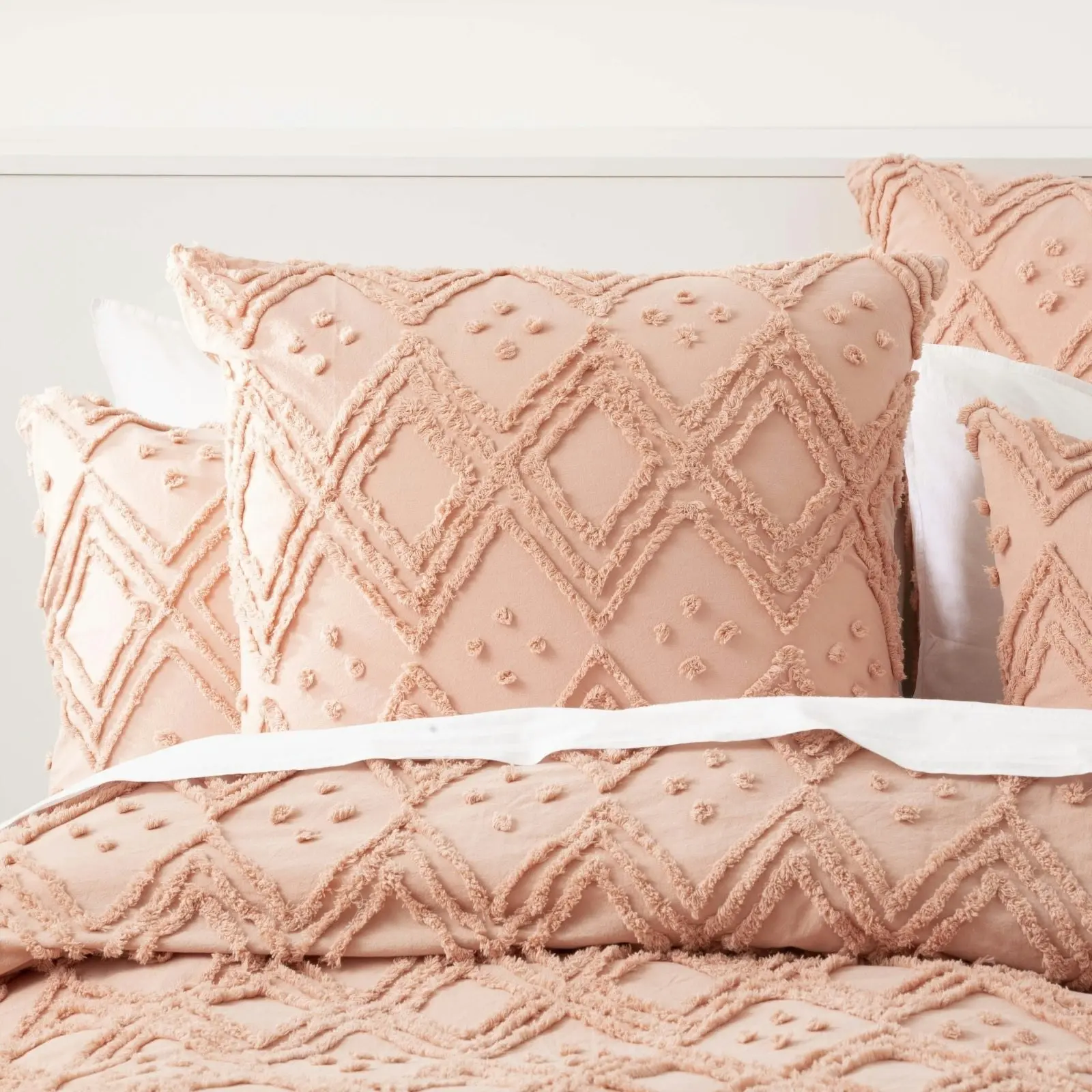 Medallion Vintage Tufted Quilt Cover Blush