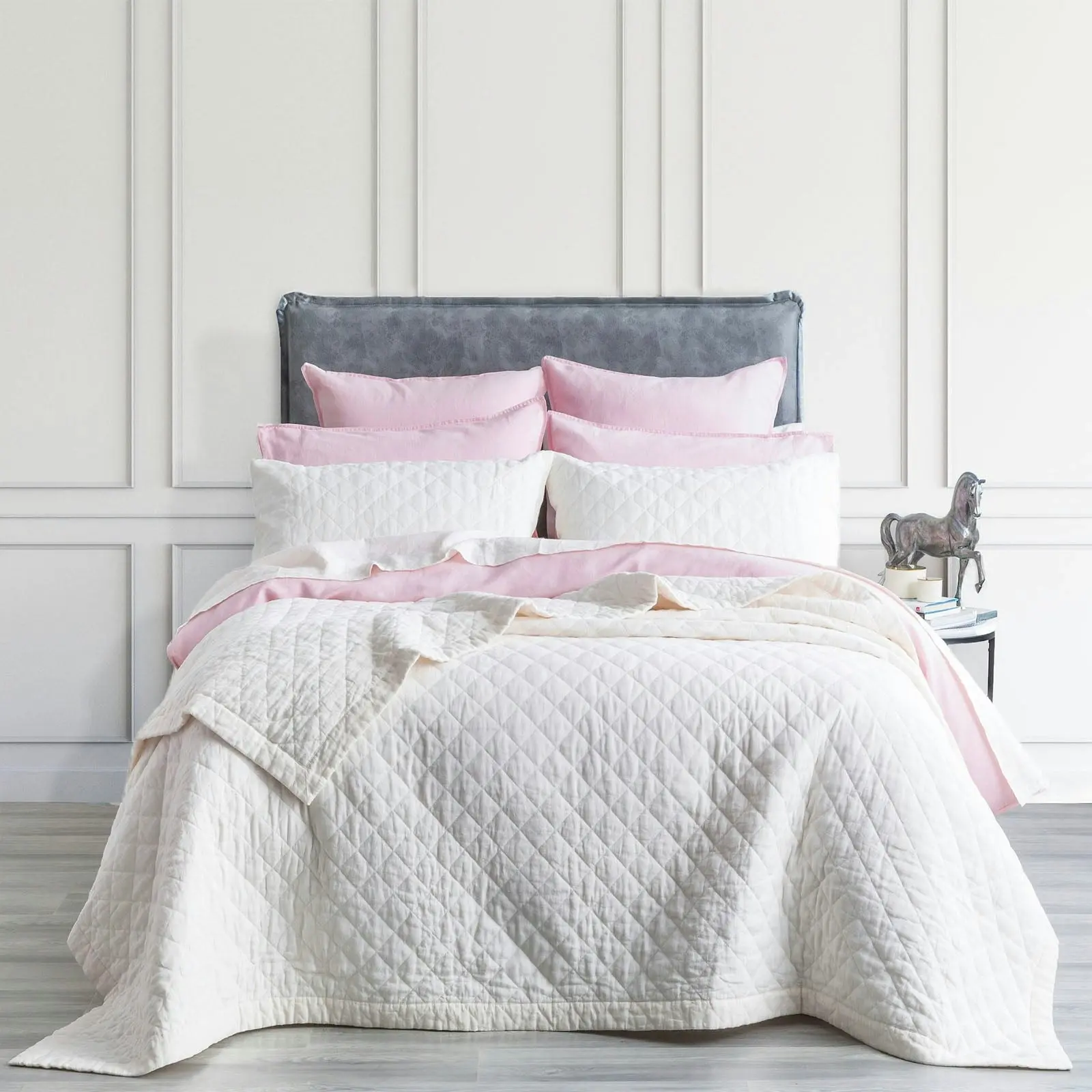 Linen Stonewashed Coverlet Cavallo White