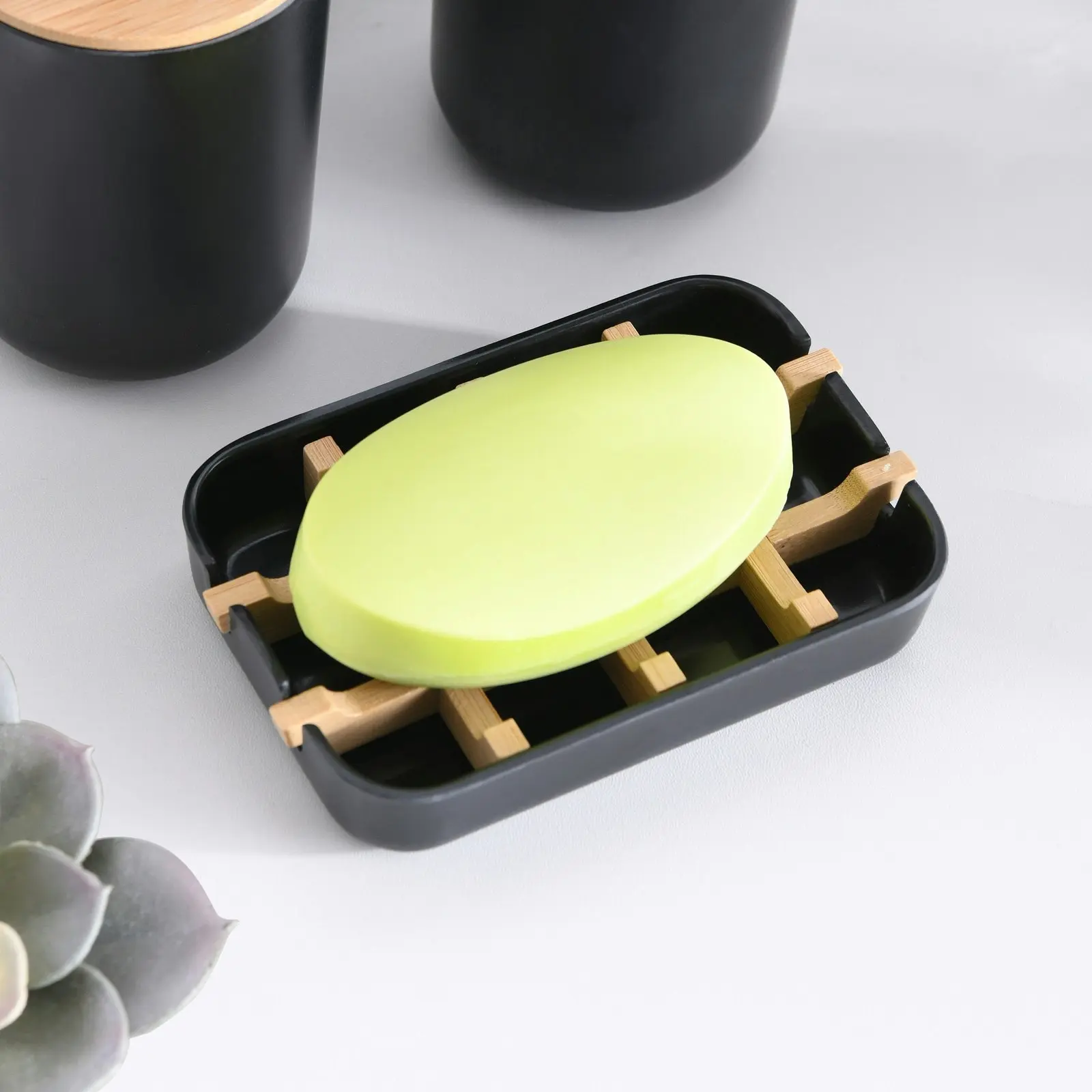 Takara Takae - Bamboo Soap Dish Black