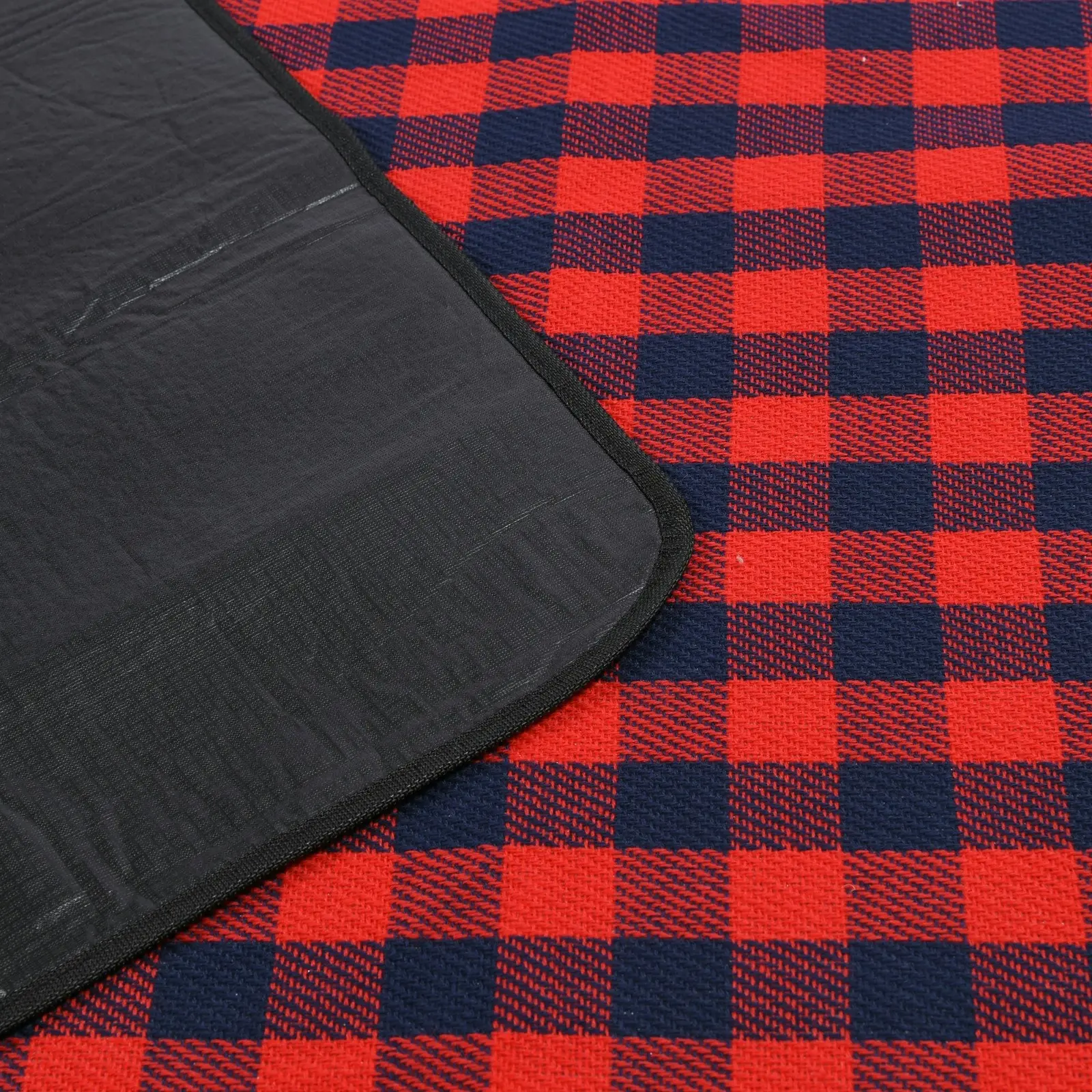 Hunter Waterproof Picnic Rug - Red & White Gingham