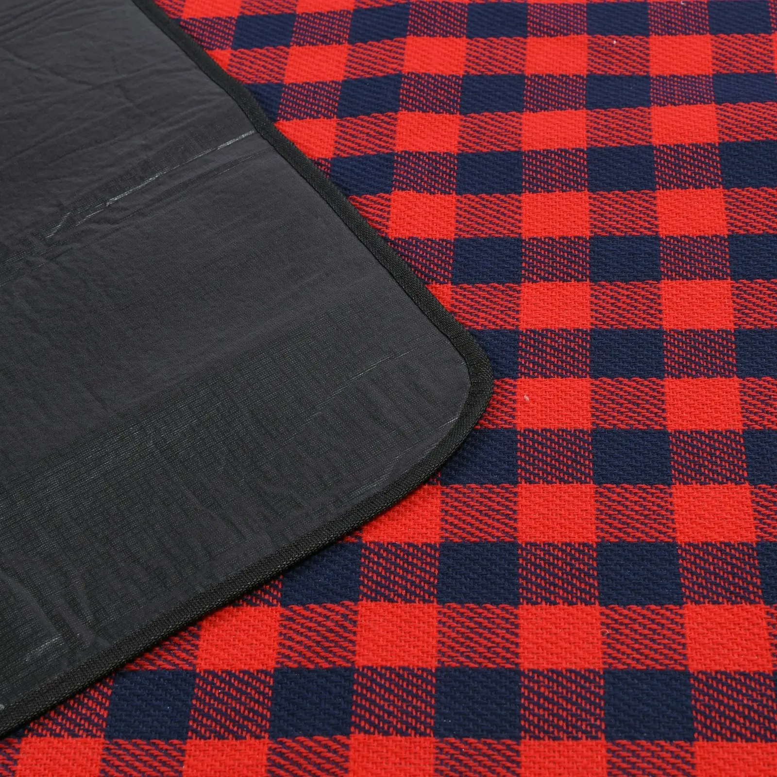 Hunter Waterproof Picnic Rug - Red & White Gingham