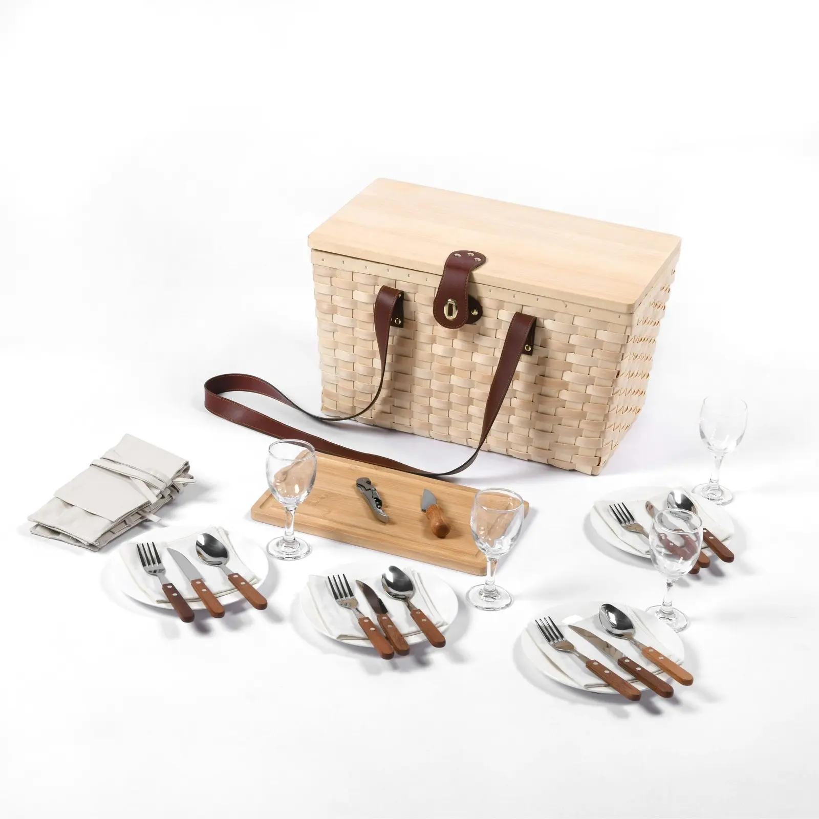 Vibes Barossa 4 Person Natural Wicker Picnic Basket Set Cream