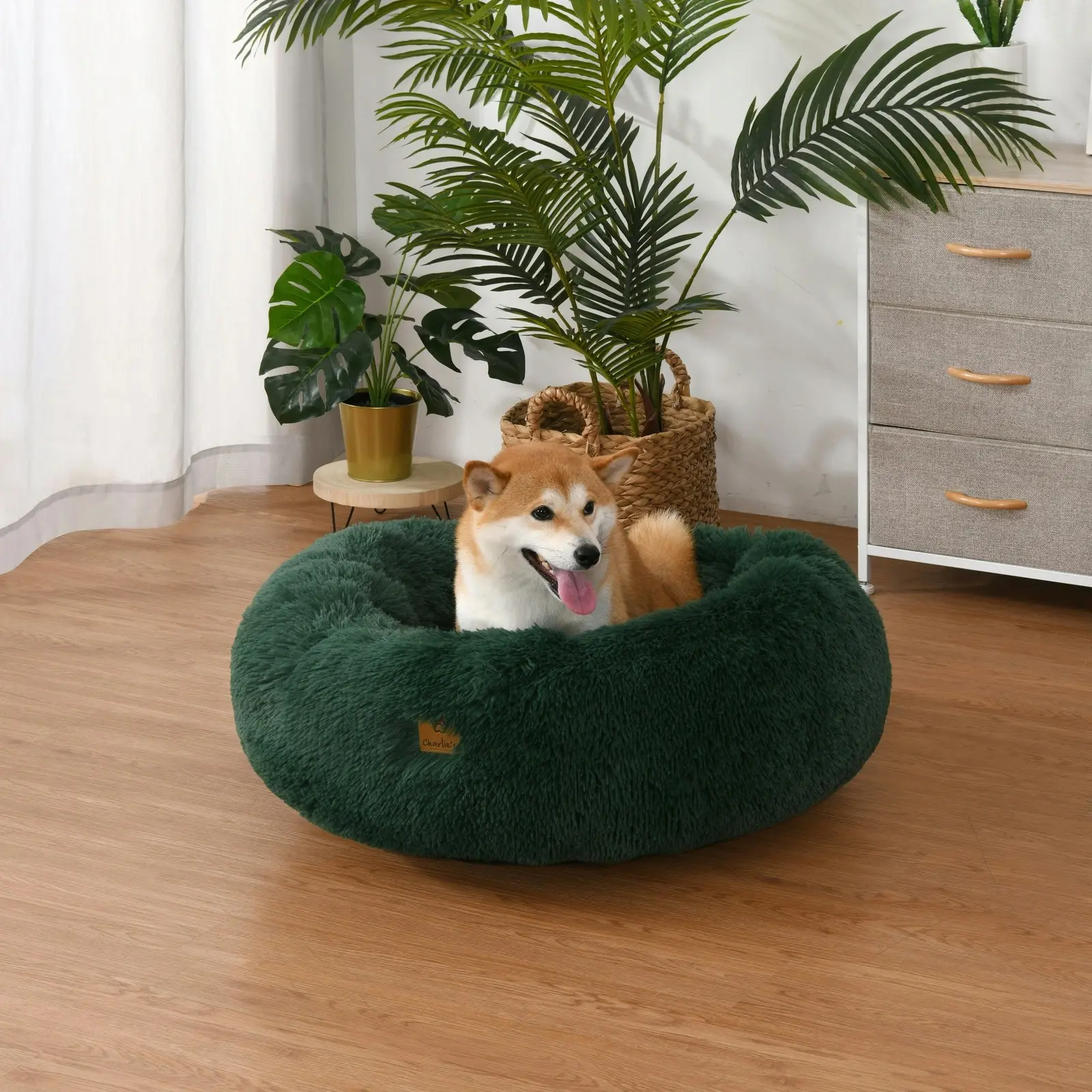 Charlie's Shaggy Faux Fur Round Calming Dog Bed Eden Green Large