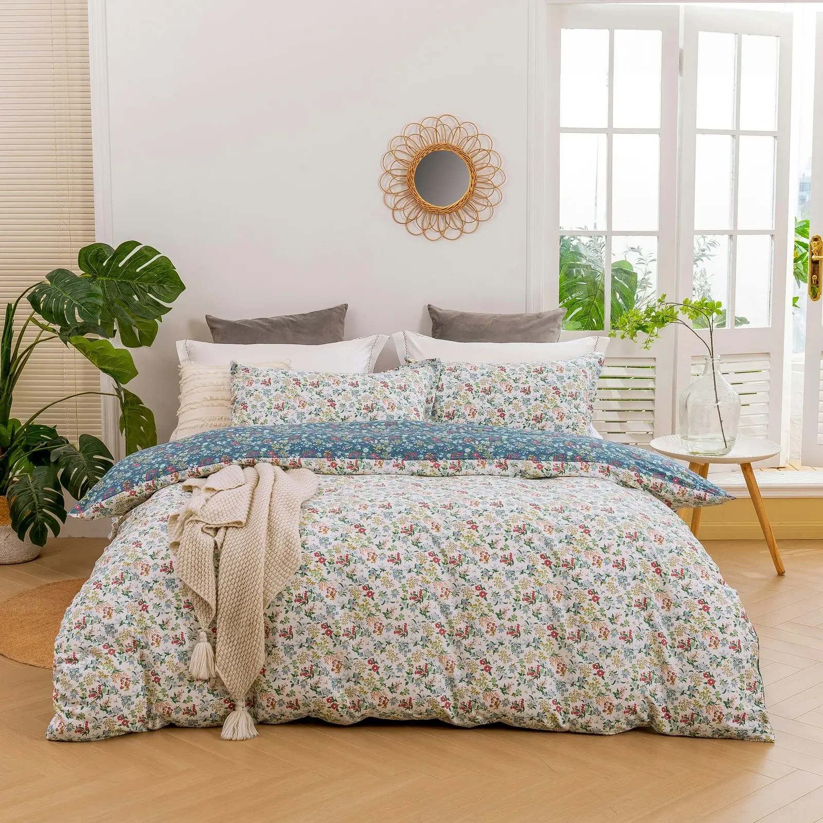 Dreamaker Olivia Floral 100% Cotton Reversible Quilt Cover Set Blue Queen Bed