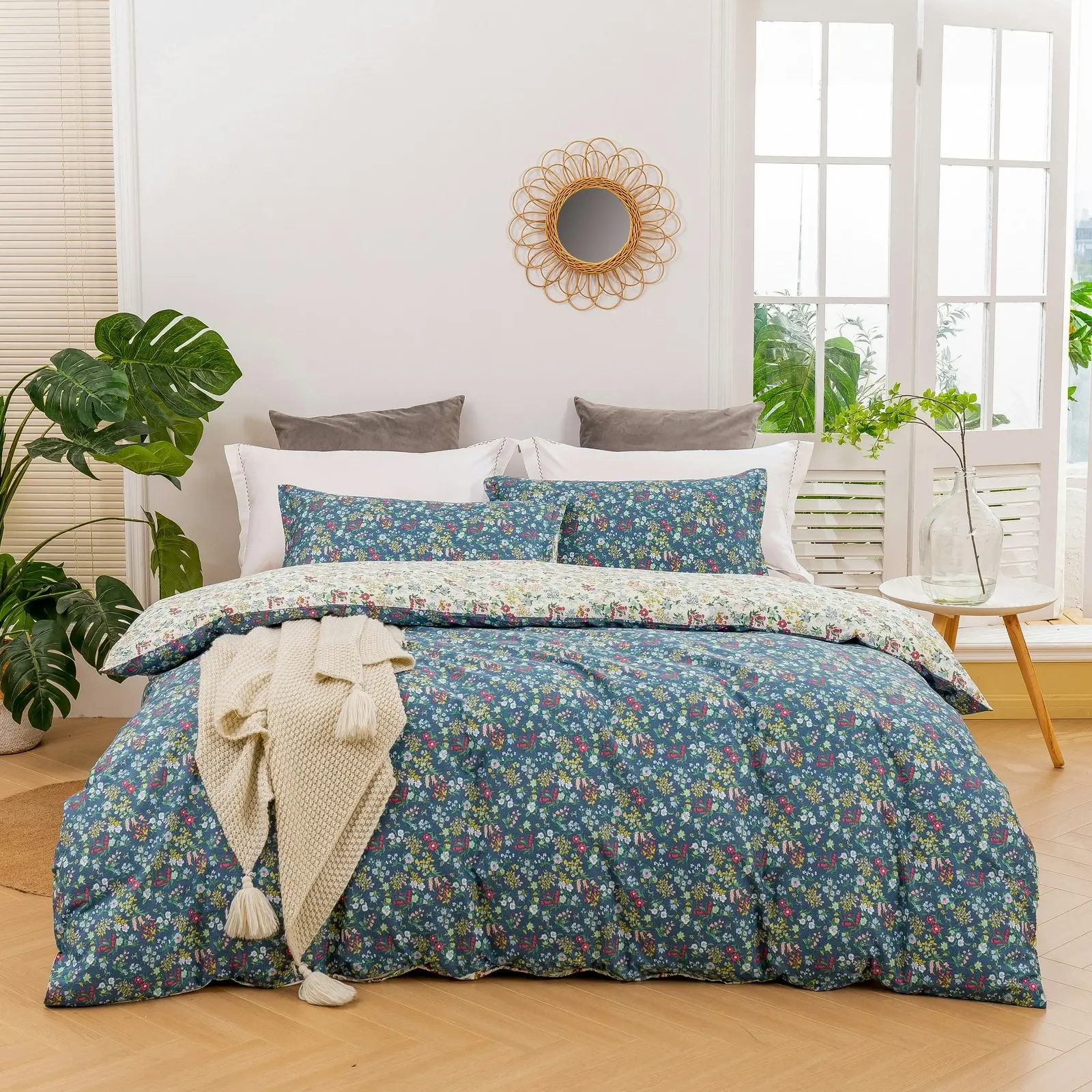 Dreamaker Olivia Floral 100% Cotton Reversible Quilt Cover Set Blue Queen Bed