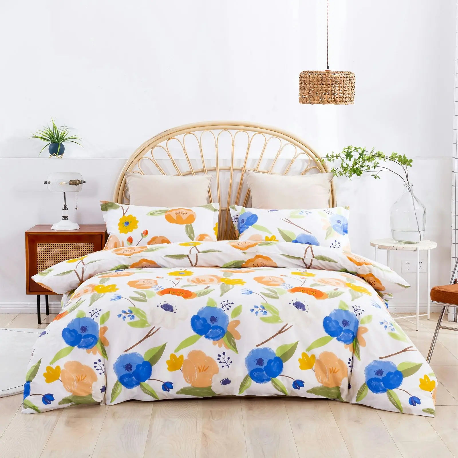 Dreamaker Printed Quilt Cover Set Lily in Orange Single Bed