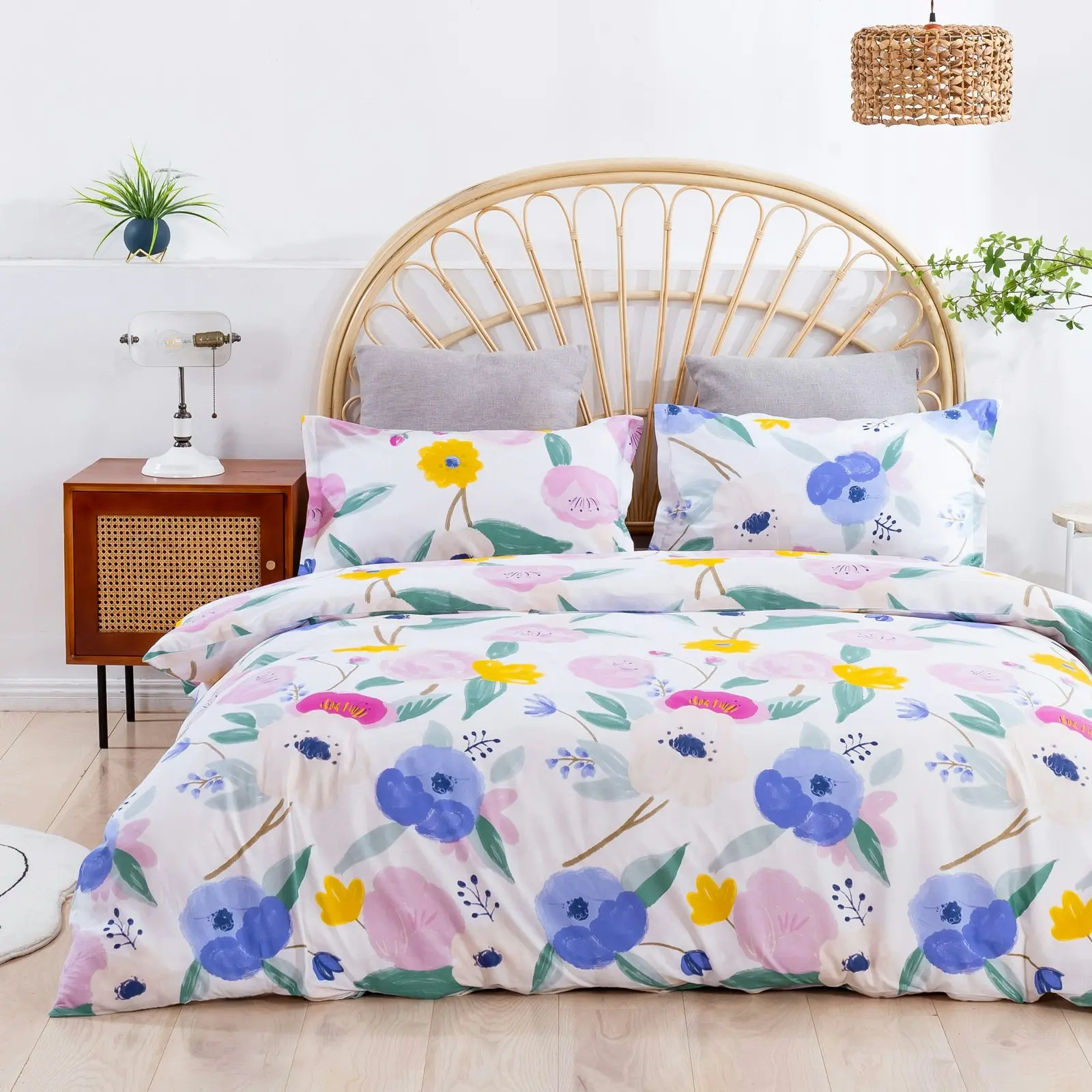 Dreamaker Printed Quilt Cover Set Lily in Purple King Single Bed