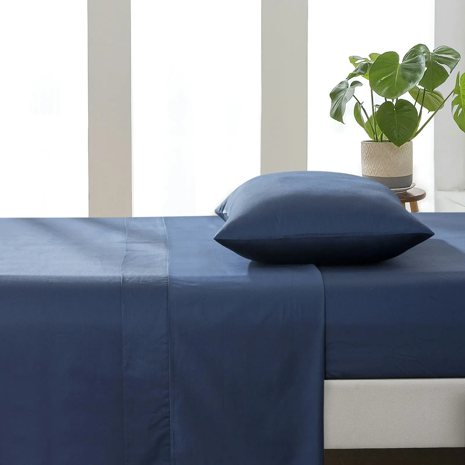 ESSN 500TC Cotton Sateen Flat Sheet Navy Single Bed