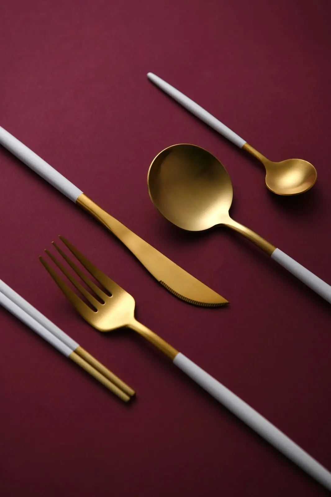 Cadence & Co Hemingway Cutlery and Chopstick Set 30 Piece Matte White/Gold