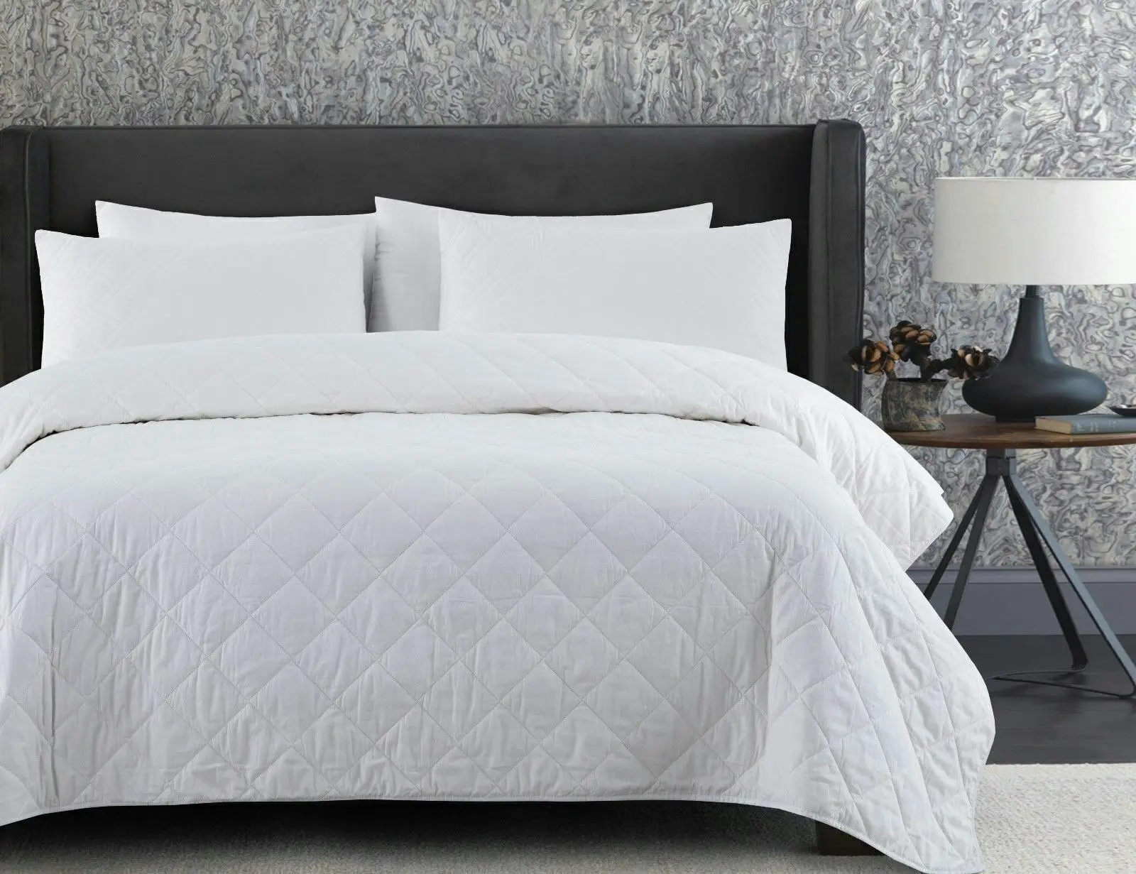 Dreamaker Lightweight Bamboo & Cotton Blend Quilt King Single Bed