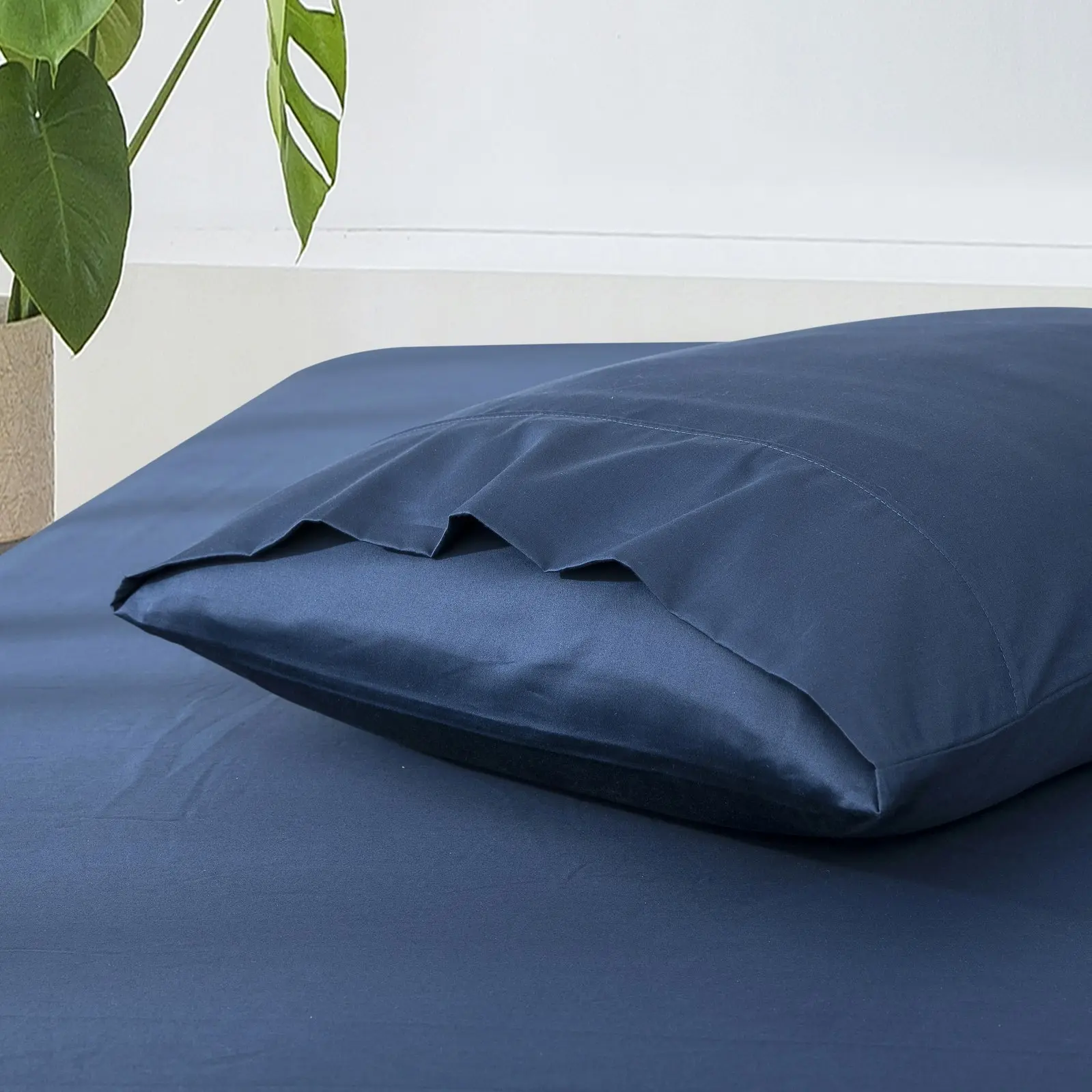 ESSN 500TC Cotton Sateen King Pillowcases Navy (Twin Pack)