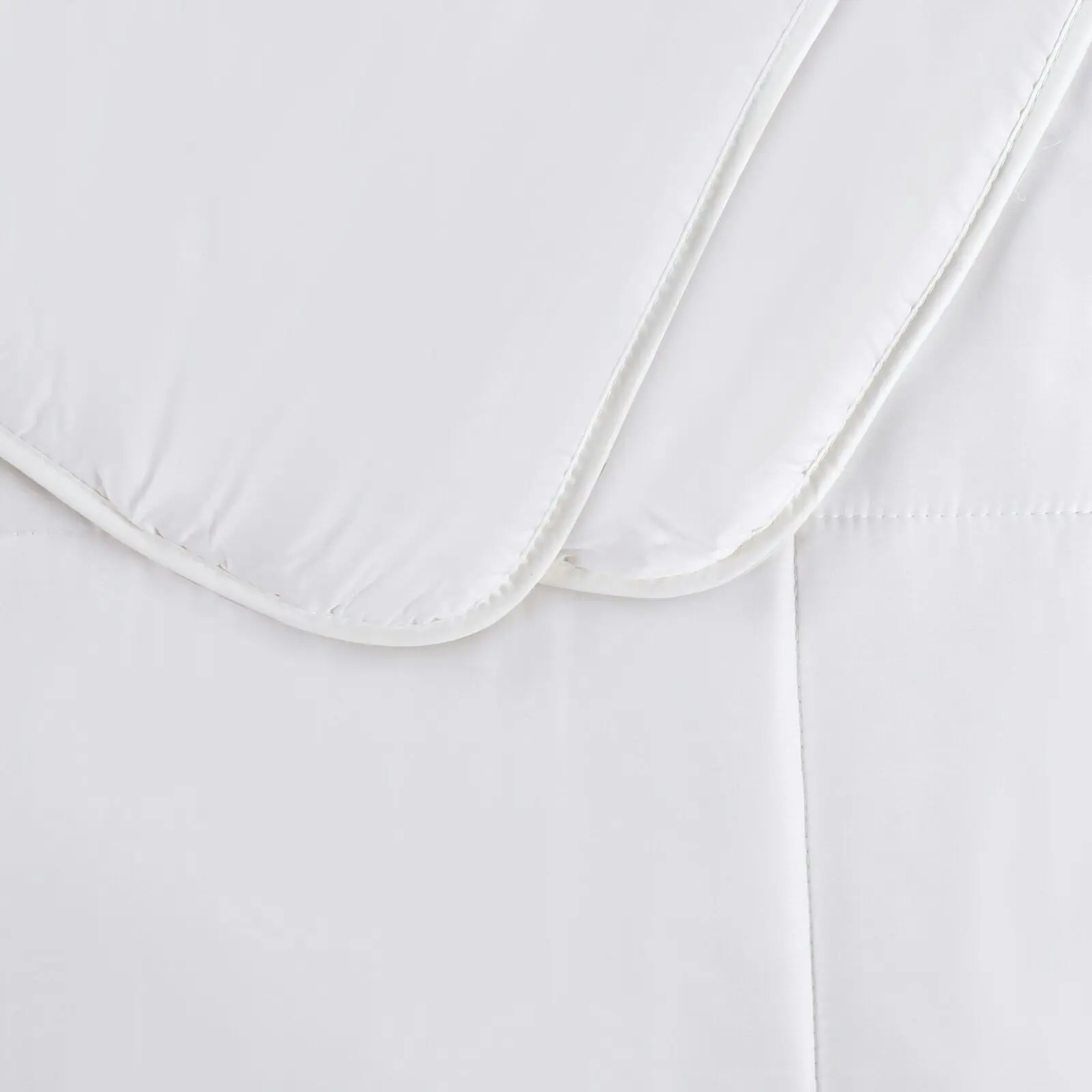 Natural Home Winter Bamboo Quilt 450gsm - White - Single Bed