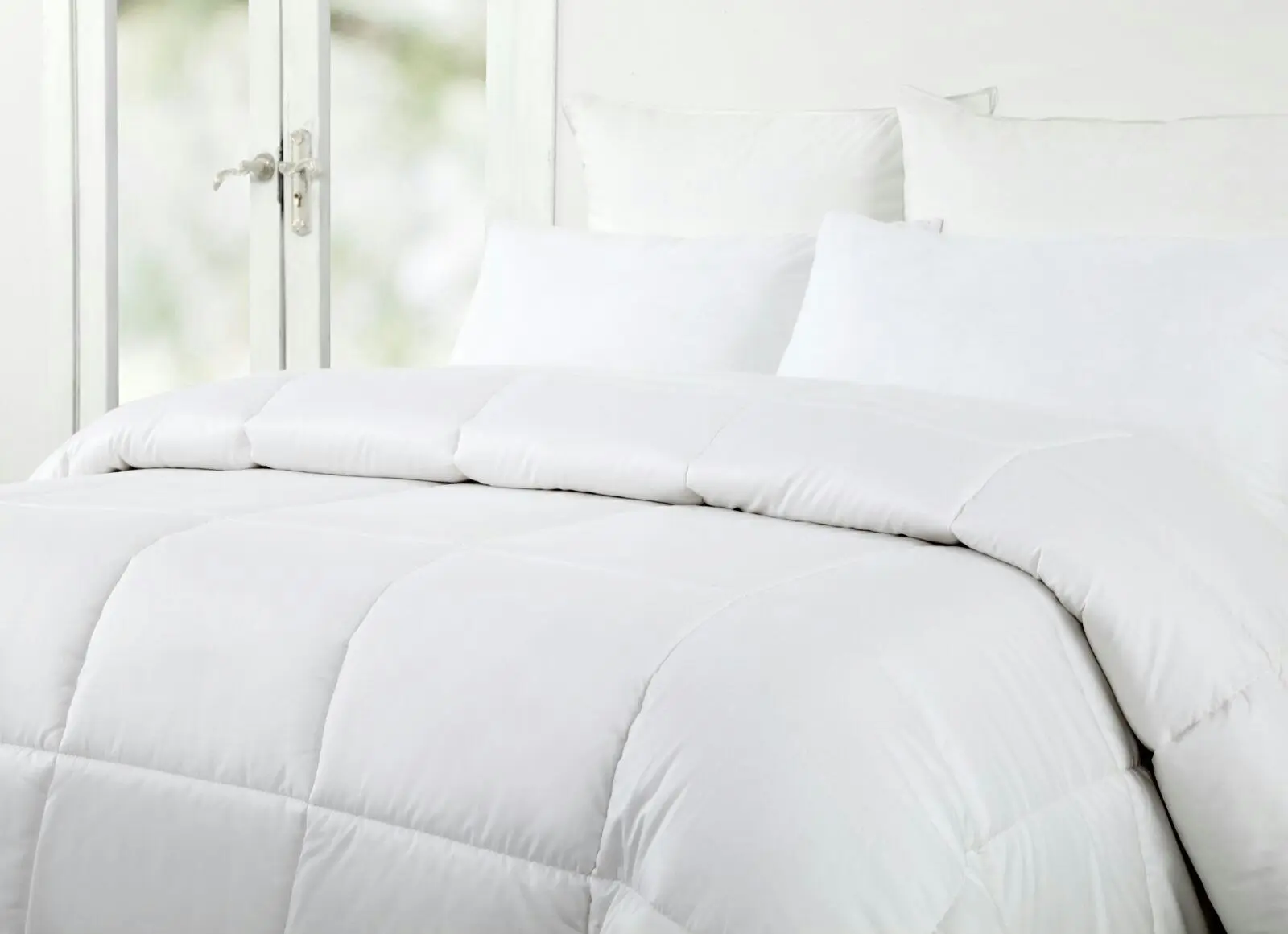 Natural Home Winter Bamboo Quilt 450gsm - White - Single Bed