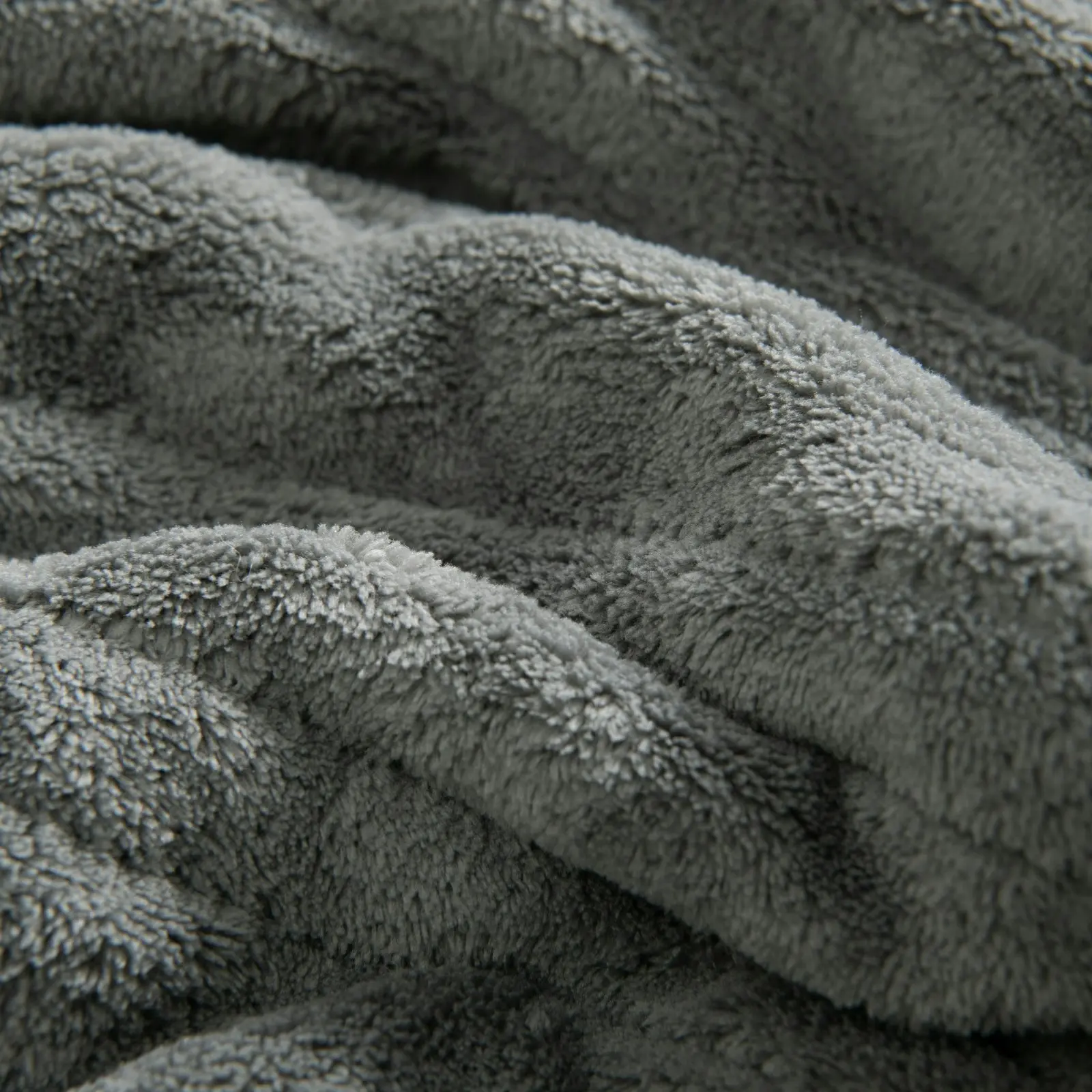 Dreamaker Coral Fleece Heated Throw Silver 160 x 120cm