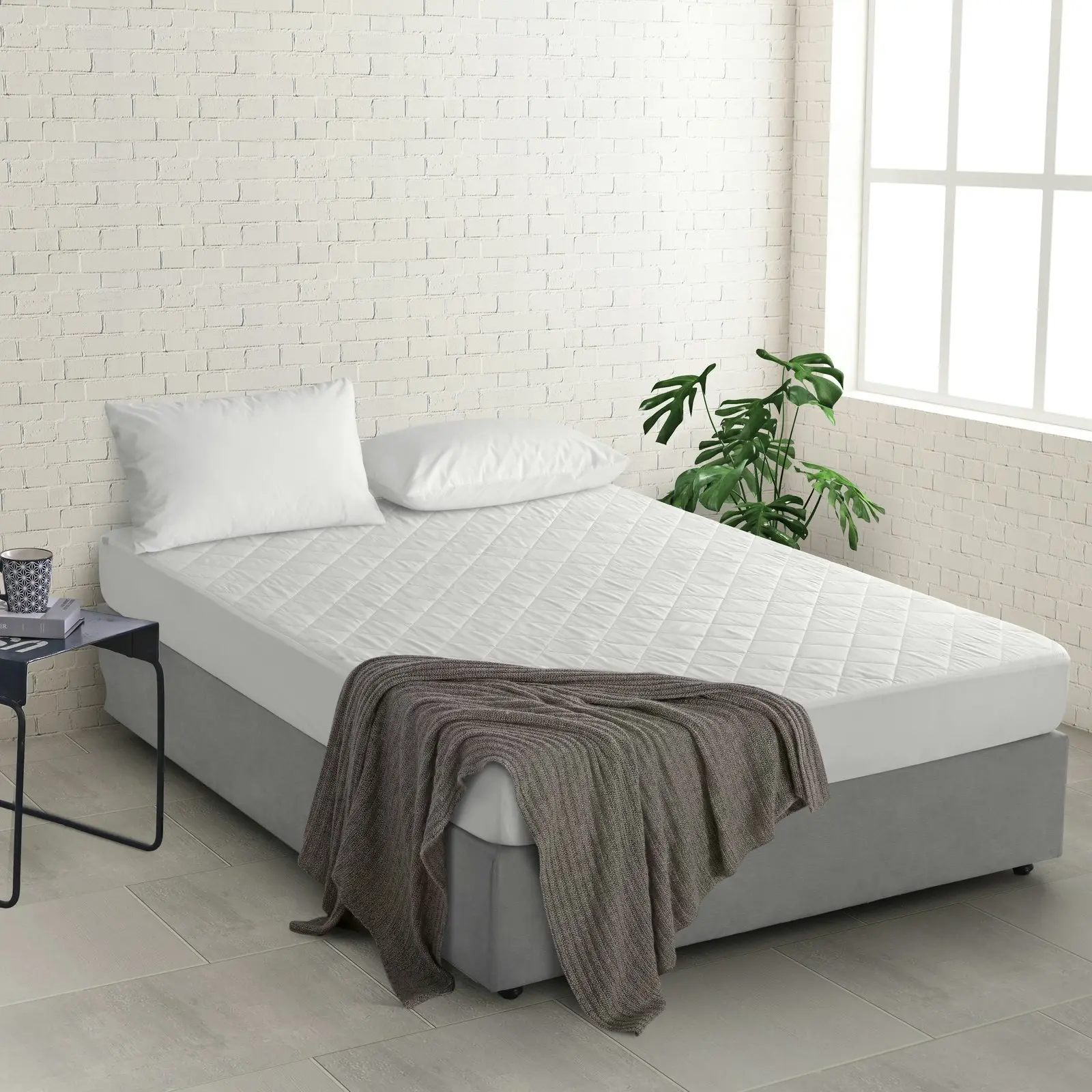 Natural Home Bamboo Quilted Mattress Protector White Super King Bed