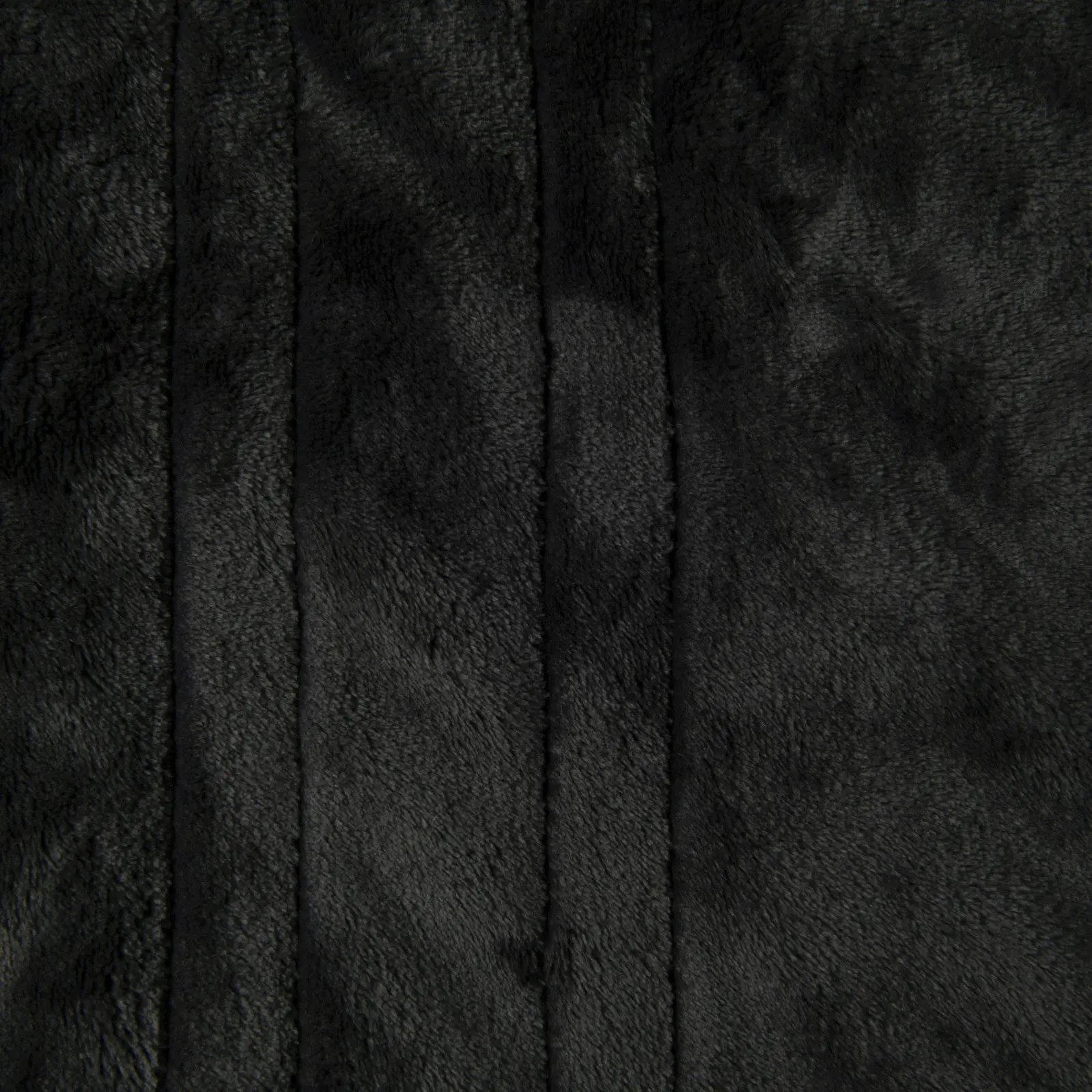 Dreamaker 500Gsm Faux Fur Heated Throw Charcoal 160x120cm