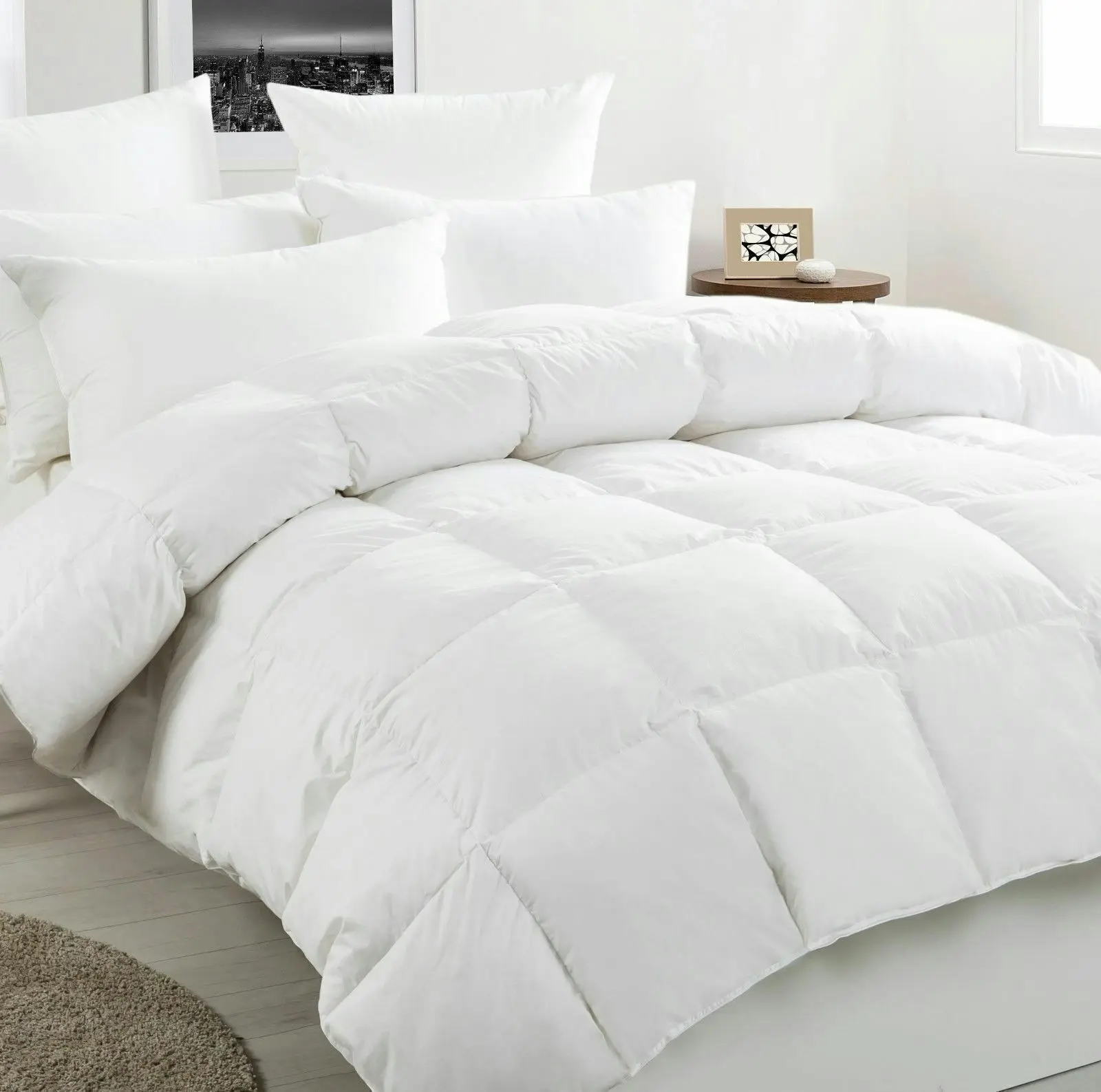 9009193 Dreamaker White Duck Down &Feather Quilt-5 QB