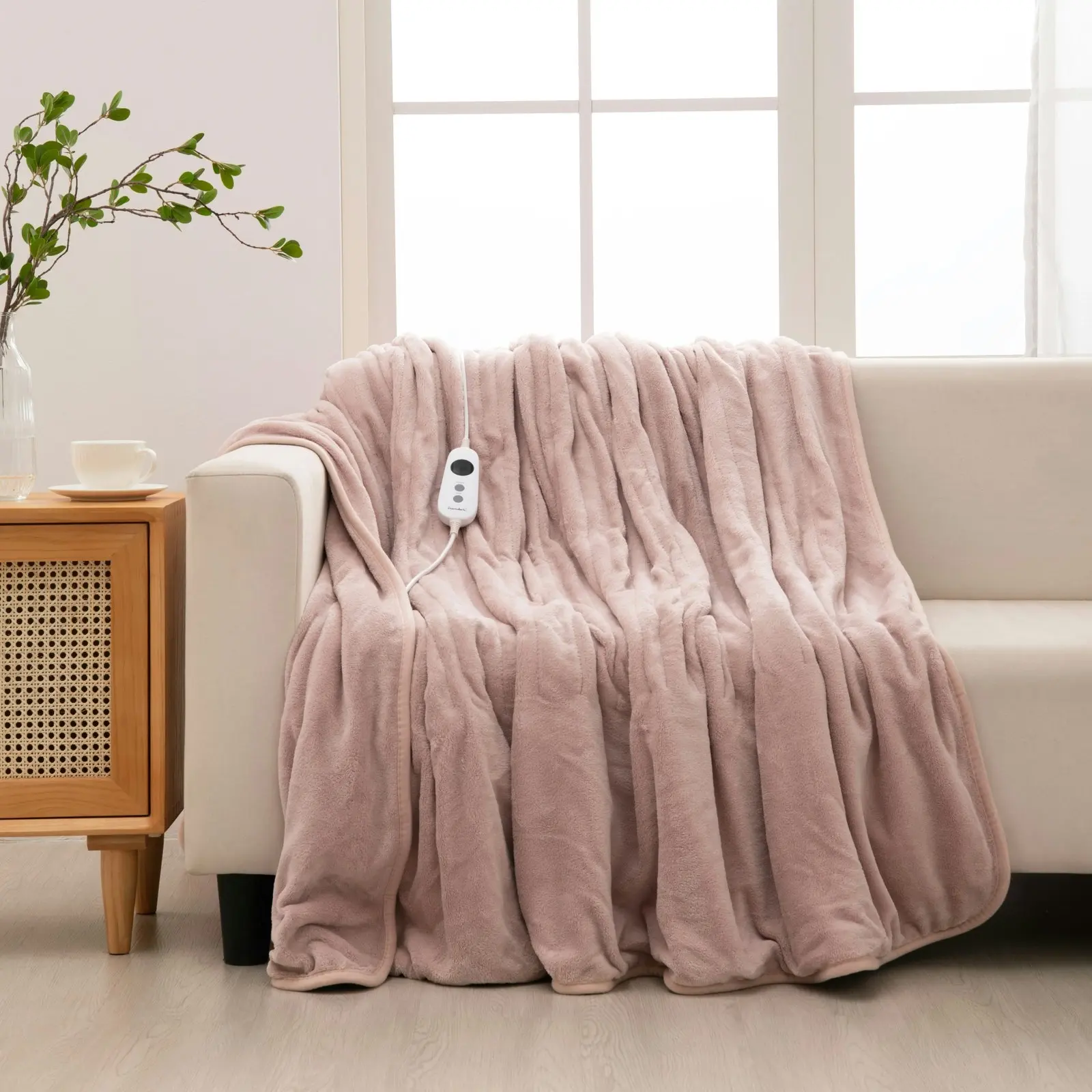 Dreamaker Coral Fleece Heated Throw Blush Pink 200 x 180cm