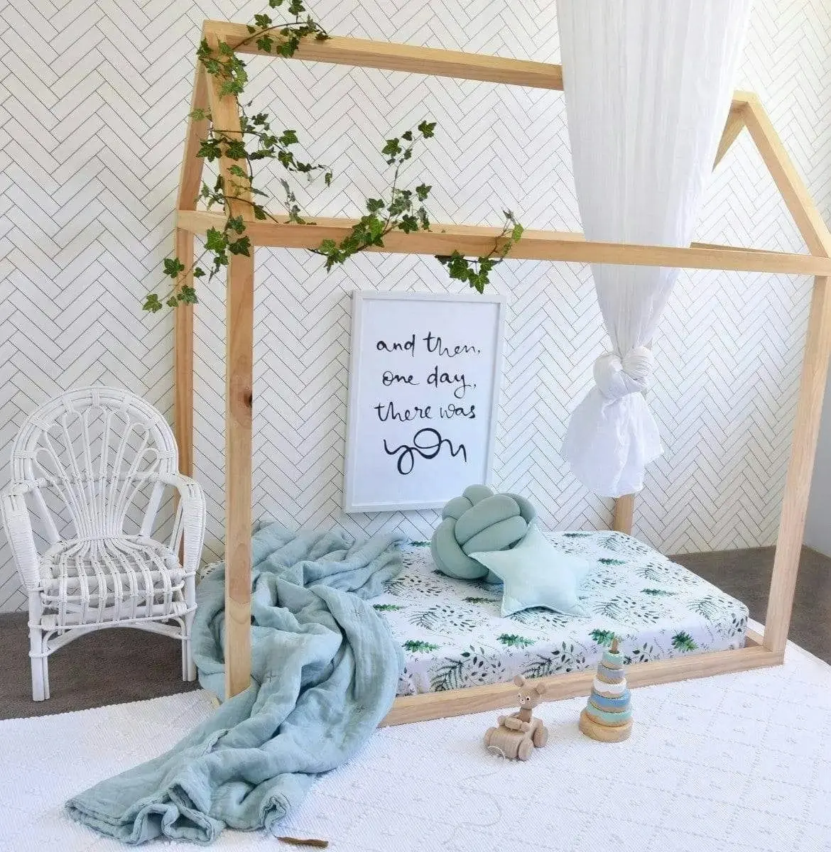 Enchanted Fitted Cot Sheet for babies