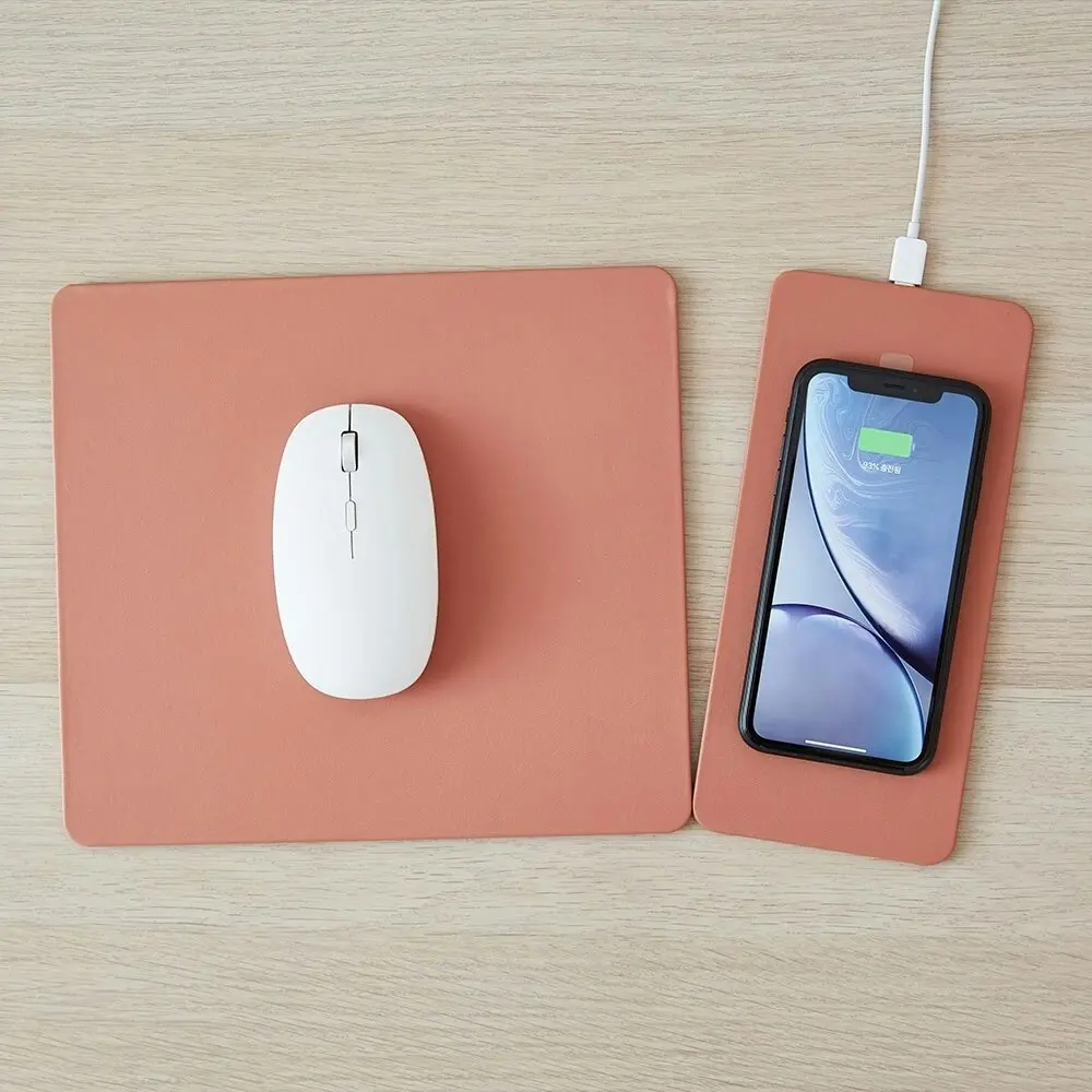 Pout Hands 3 2-in-1 Detachable 15W Fast Wireless Charging Mouse Pad Rose Beige