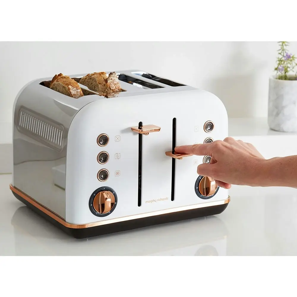 Morphy Richards 242108 White Accents 4 Slice Toaster Rose Gold w/ Removable Tray