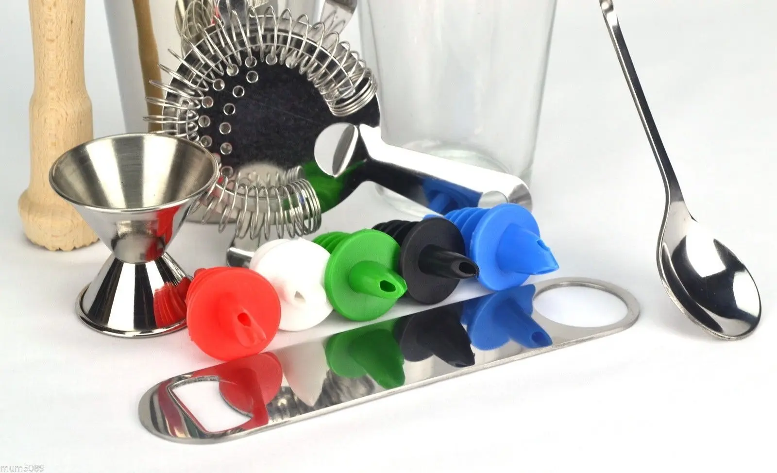 10 Piece Boston Shaker Set With Coloured Pourers