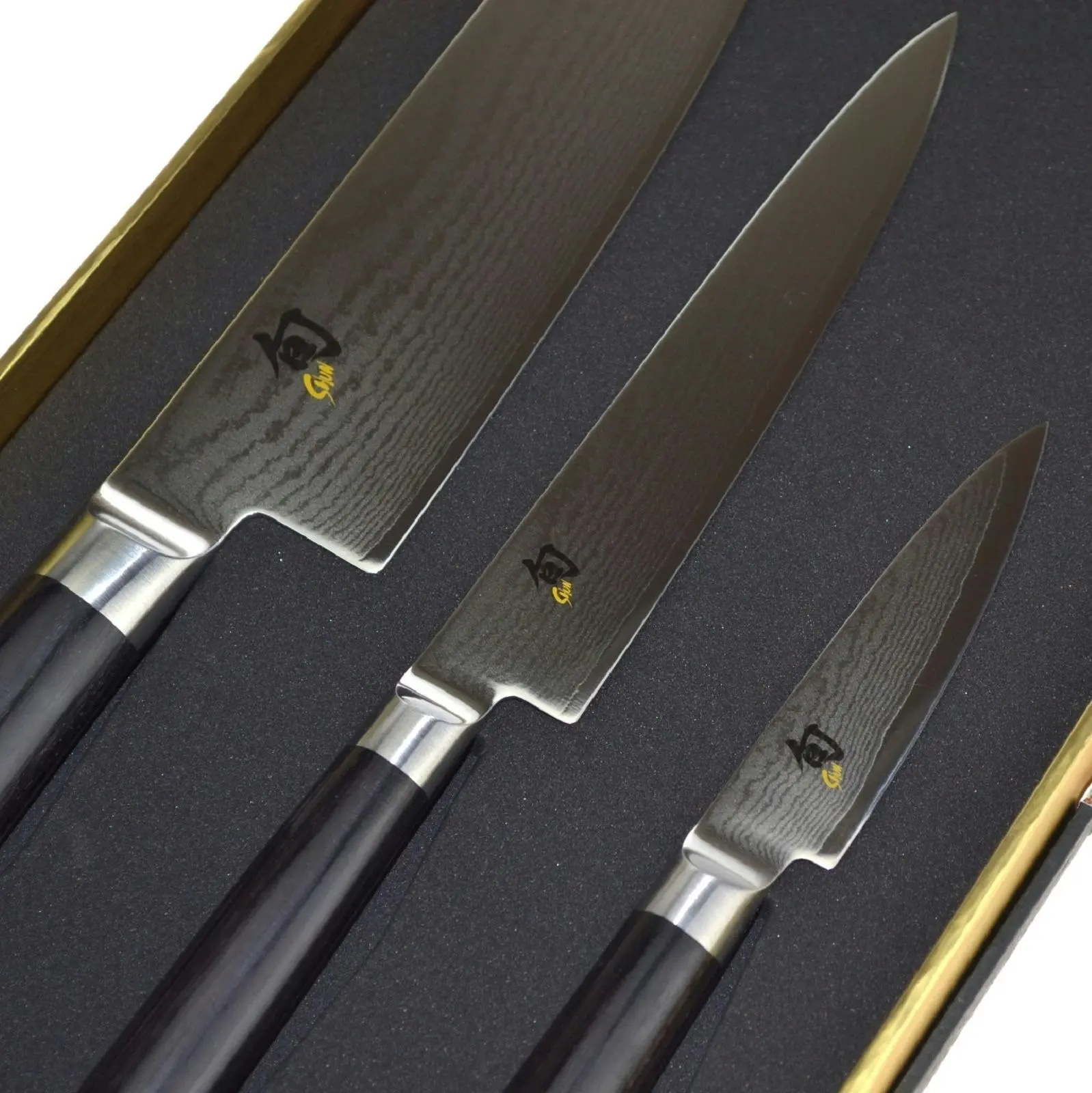 Shun Classic Santoku 3 Piece Knife Set   Gift Boxed