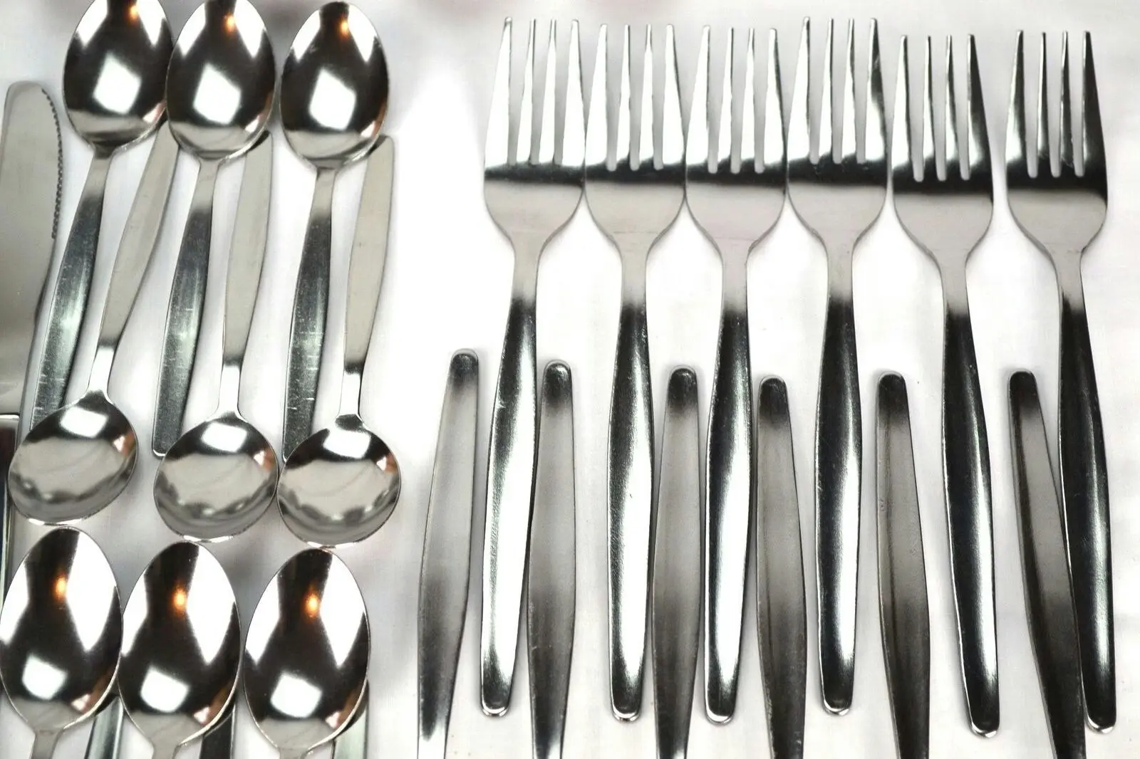 Trenton 96 Piece Bulk Buy Oslo Cutlery Set