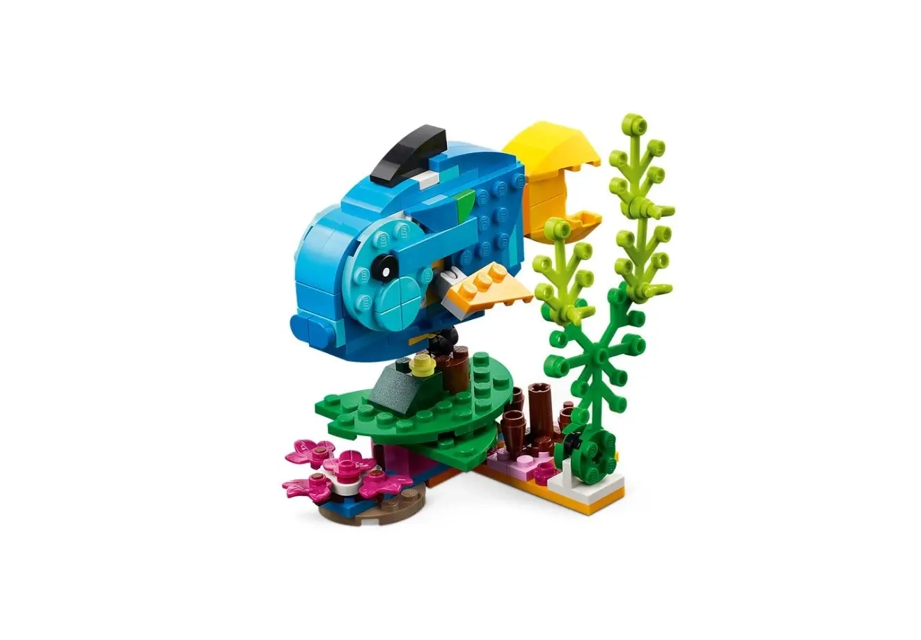 LEGO Creator Exotic Parrot 31136