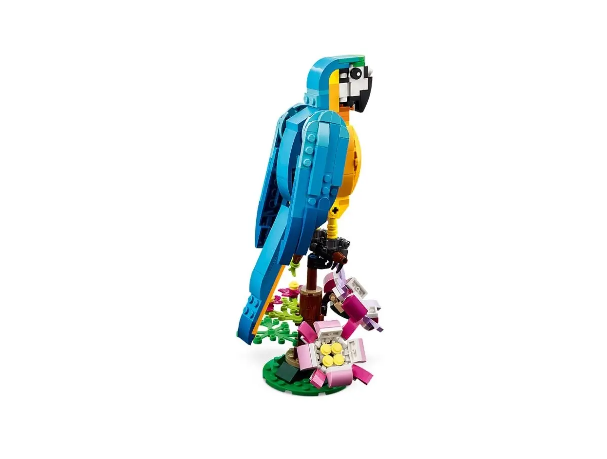 LEGO Creator Exotic Parrot 31136