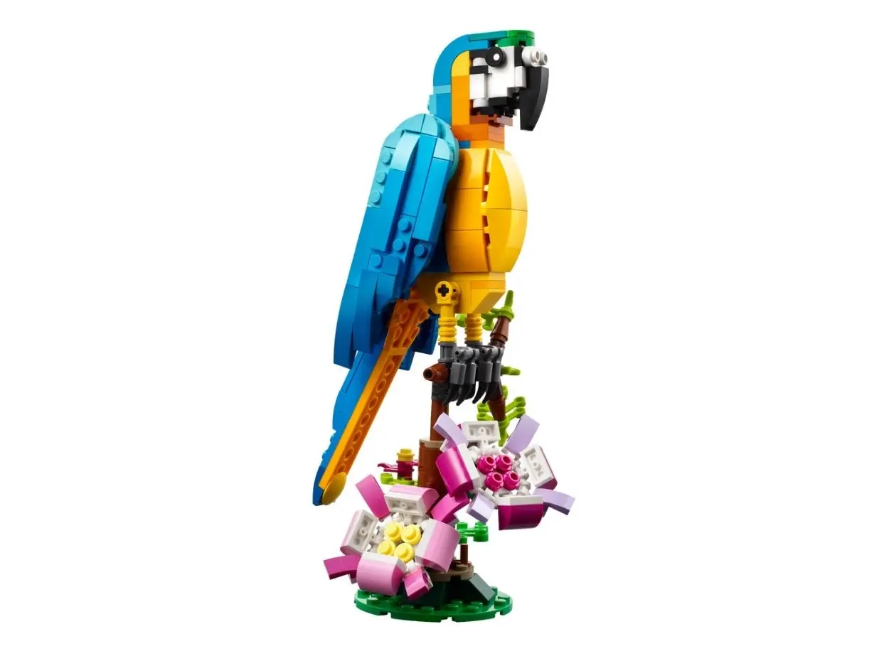 LEGO Creator Exotic Parrot 31136